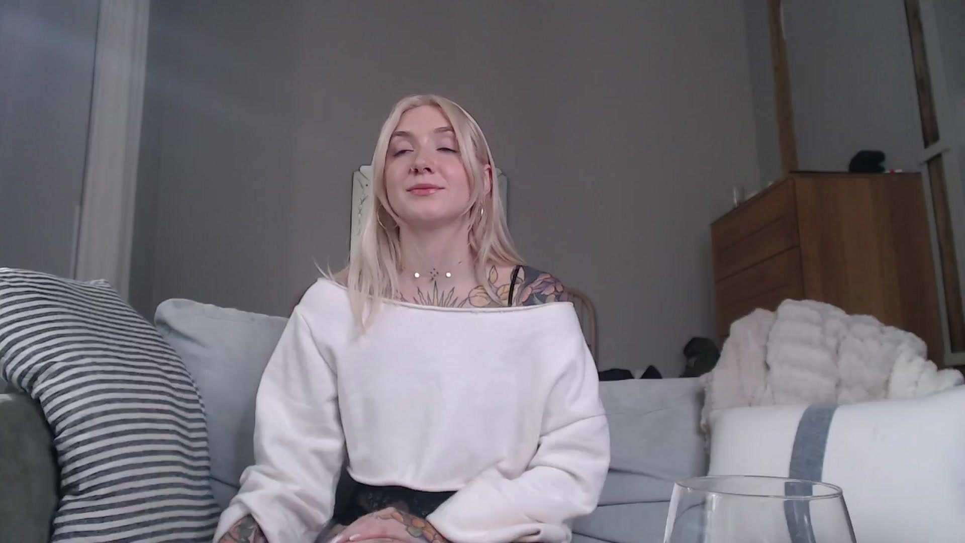 Gallery image thumbnail from Tattoo_bbgirl's myfreecams stream on, 10/18/2024, 15:39 image 19 of 20