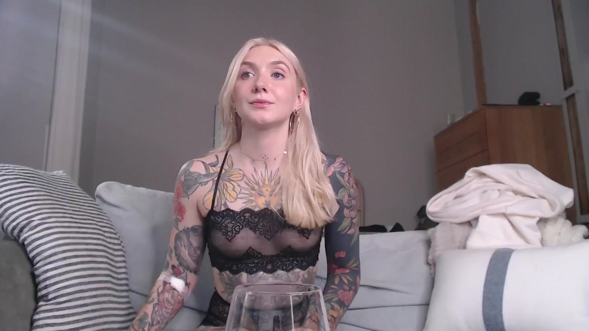Gallery image thumbnail from Tattoo_bbgirl's myfreecams stream on, 10/18/2024, 16:47 image 2 of 20
