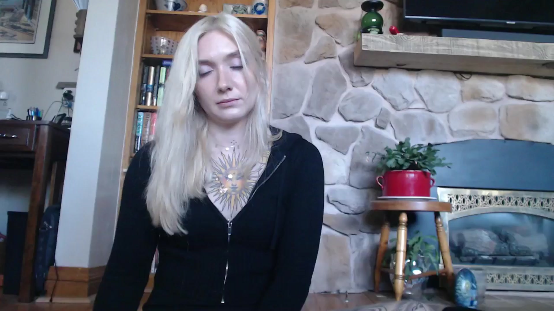 Gallery image thumbnail from Tattoo_bbgirl's myfreecams stream on, 10/28/2024, 19:55 image 17 of 20