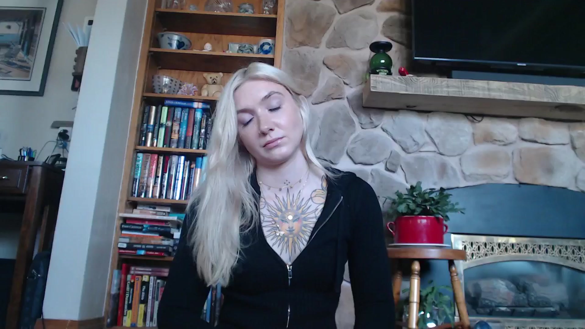 Gallery image thumbnail from Tattoo_bbgirl's myfreecams stream on, 10/28/2024, 19:55 image 12 of 20