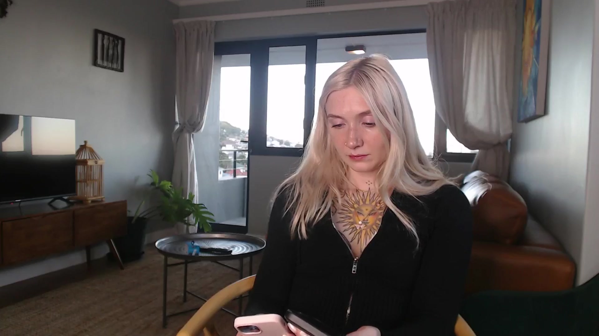 Gallery image thumbnail from Tattoo_bbgirl's myfreecams stream on, 11/06/2024, 16:58 image 10 of 20