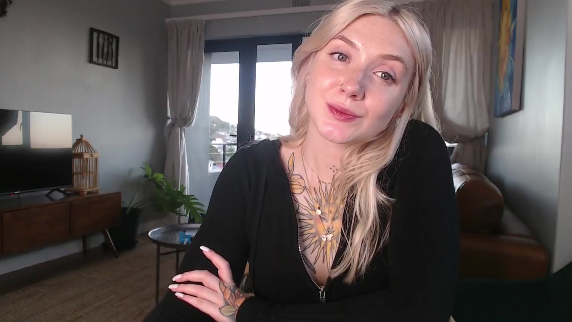Gallery image thumbnail from Tattoo_bbgirl's myfreecams stream on, 11/06/2024, 16:58 image 17 of 20