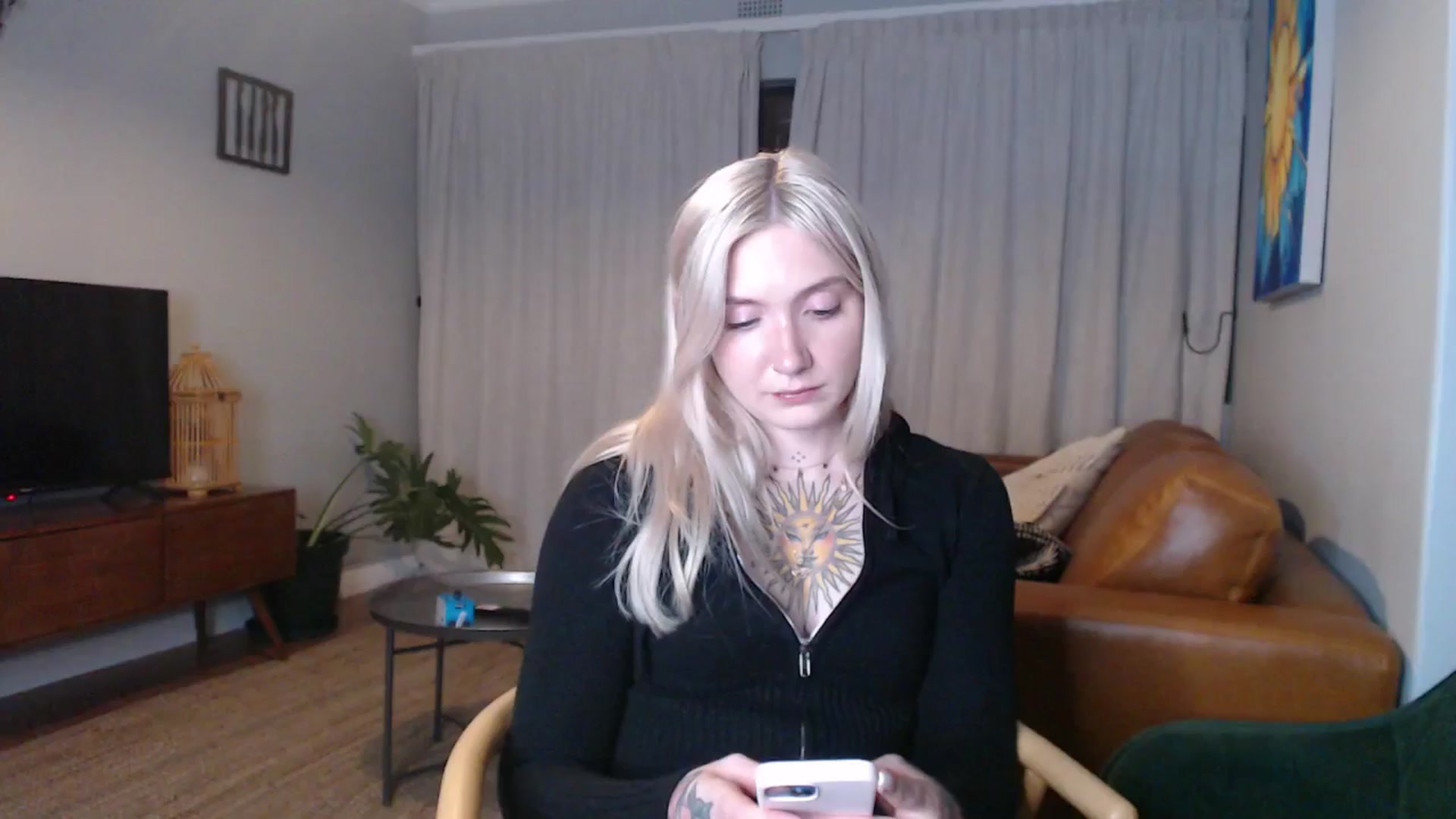 Gallery image thumbnail from Tattoo_bbgirl's myfreecams stream on, 11/06/2024, 18:30 image 13 of 20