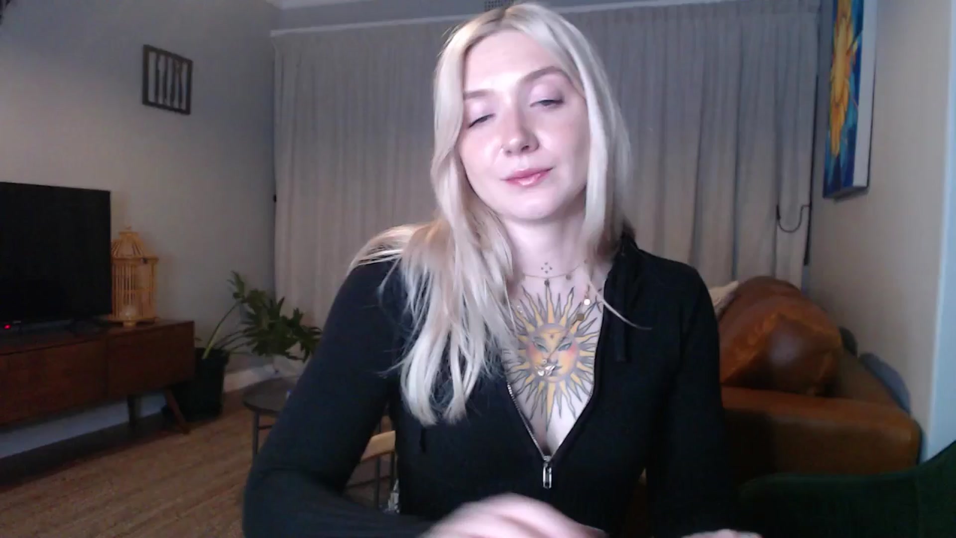 Gallery image thumbnail from Tattoo_bbgirl's myfreecams stream on, 11/06/2024, 18:30 image 16 of 20
