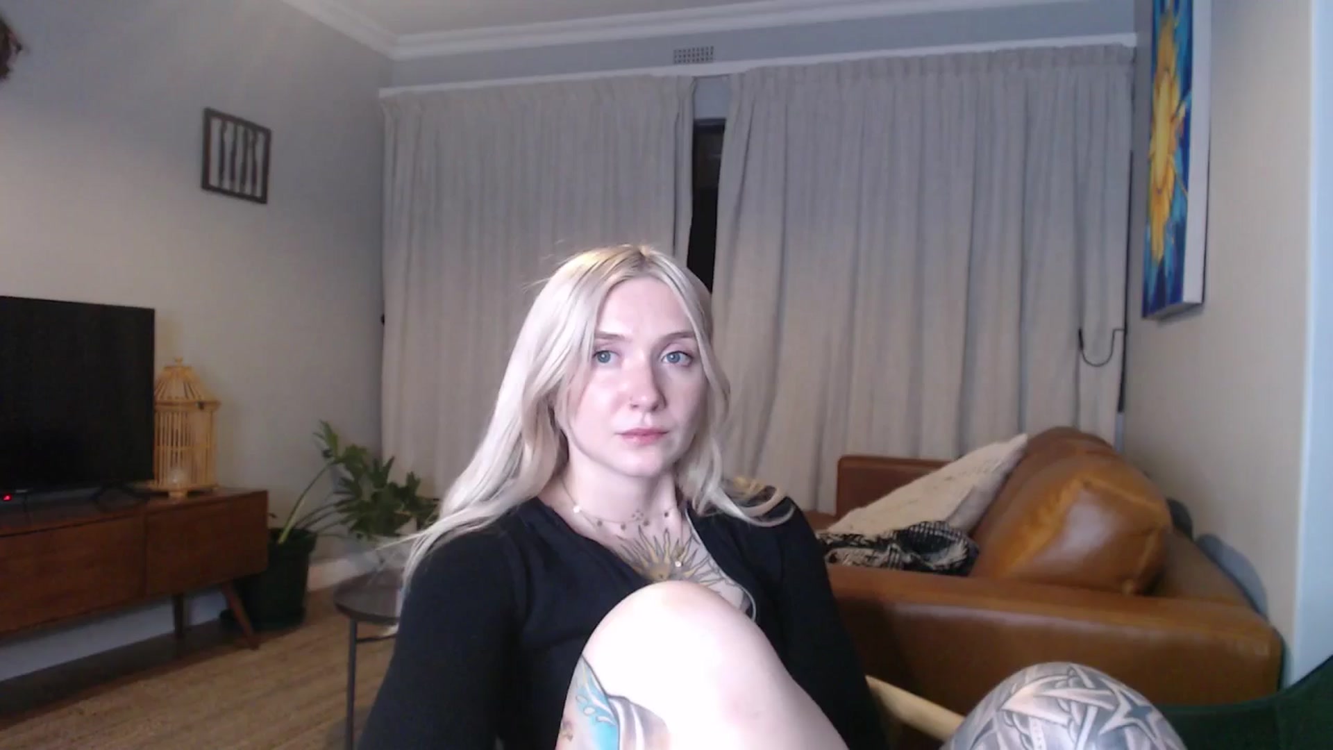 Gallery image thumbnail from Tattoo_bbgirl's myfreecams stream on, 11/06/2024, 21:46 image 11 of 20