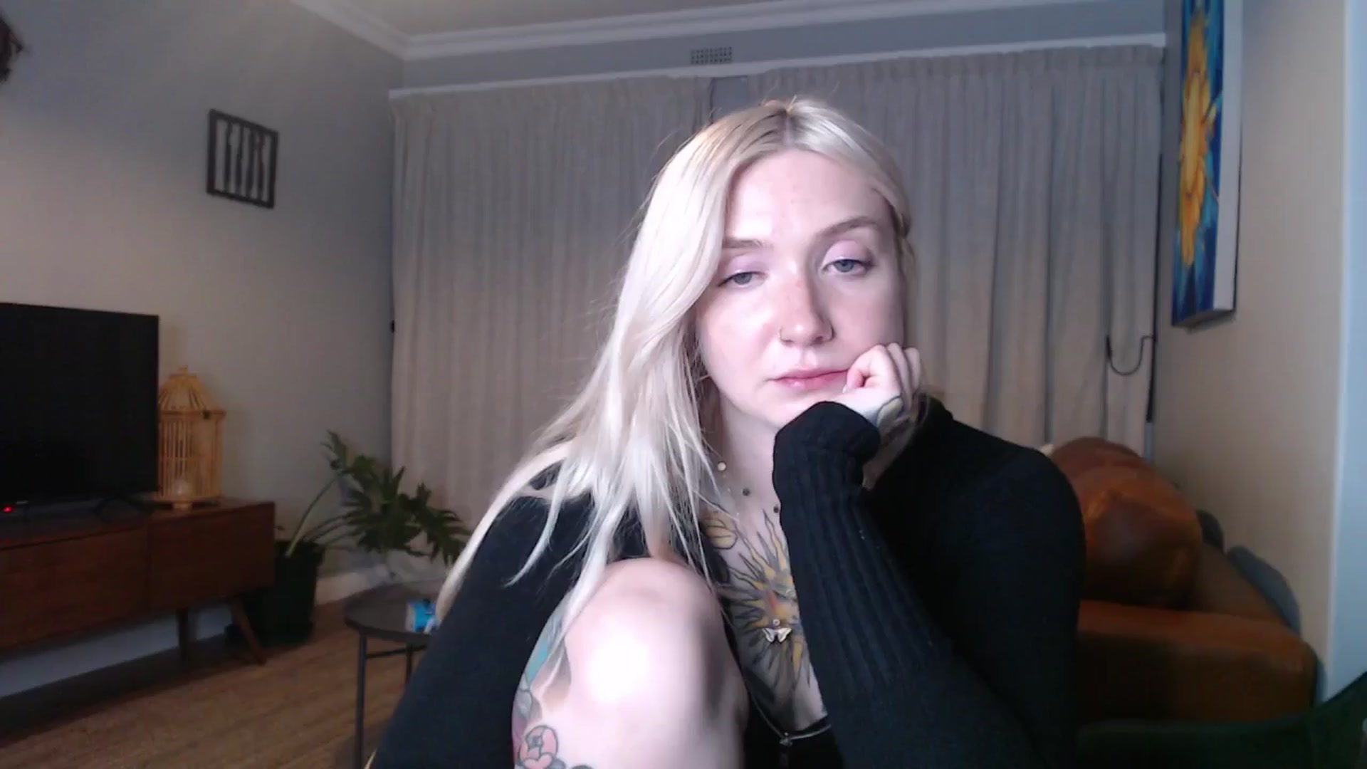 Gallery image thumbnail from Tattoo_bbgirl's myfreecams stream on, 11/06/2024, 21:46 image 14 of 20