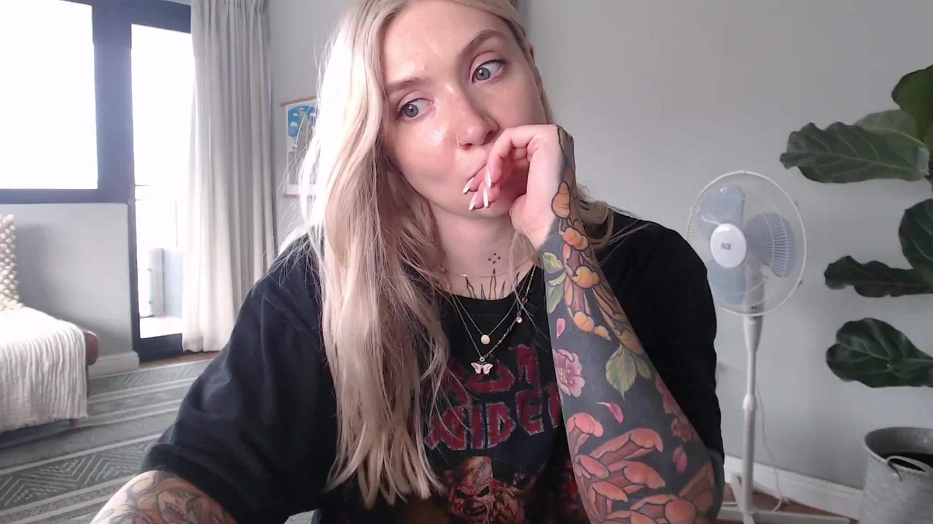 Gallery image thumbnail from Tattoo_bbgirl's myfreecams stream on, 11/07/2024, 15:13 image 7 of 20