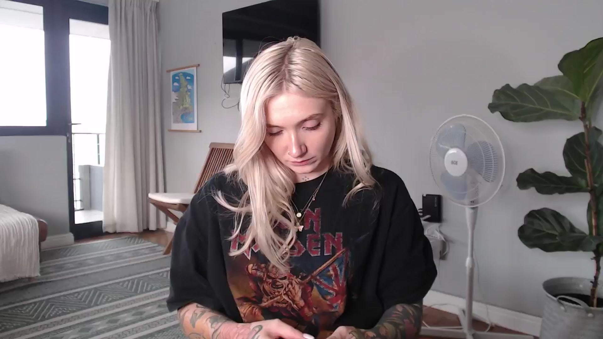 Gallery image thumbnail from Tattoo_bbgirl's myfreecams stream on, 11/07/2024, 16:38 image 10 of 20