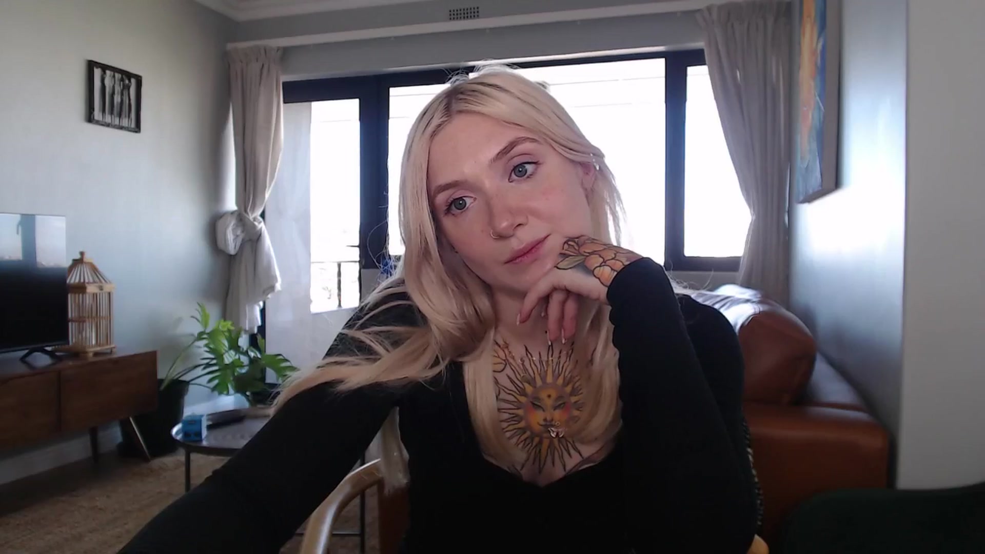 Gallery image thumbnail from Tattoo_bbgirl's myfreecams stream on, 11/12/2024, 13:43 image 15 of 20