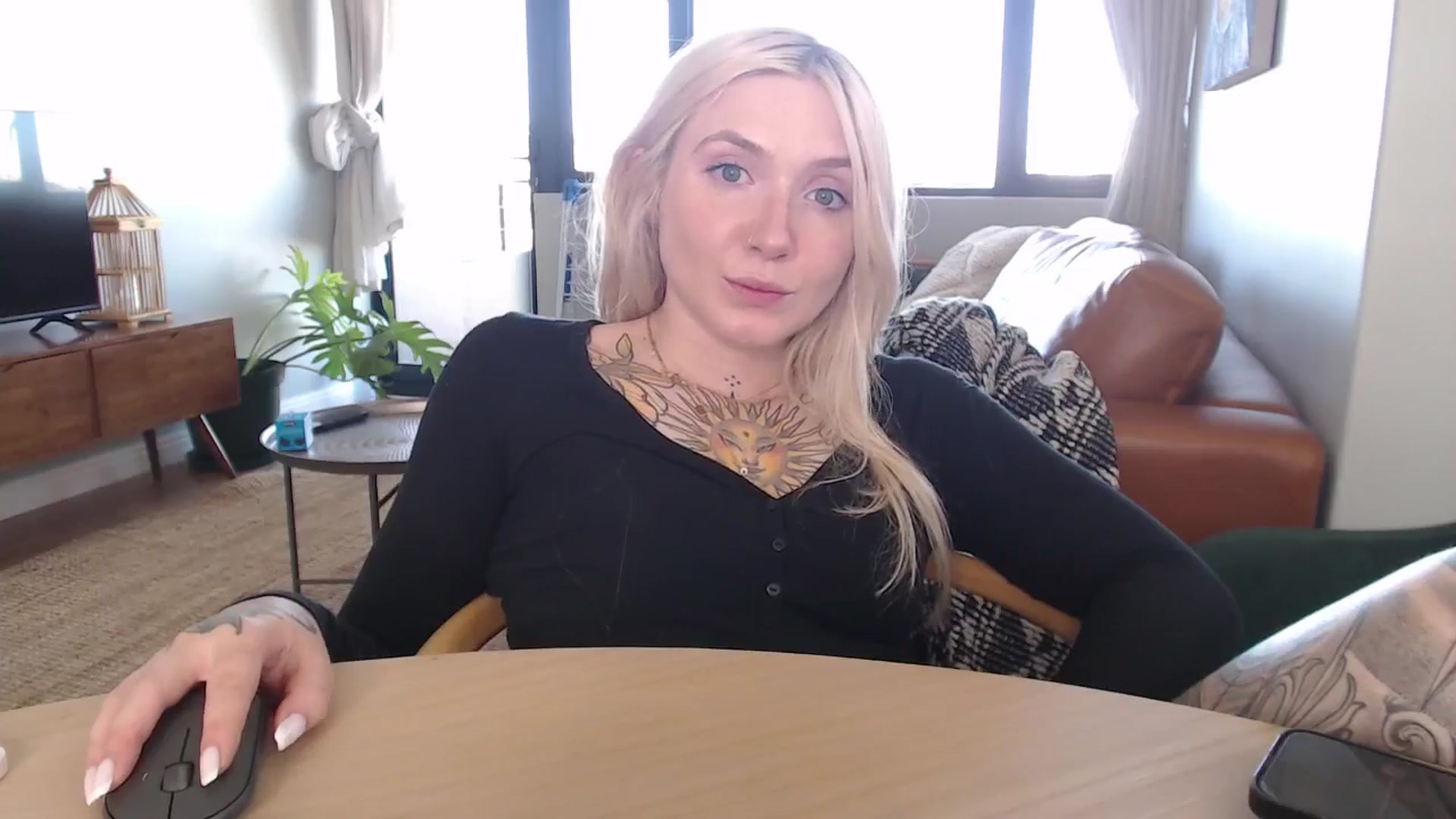 Gallery image thumbnail from Tattoo_bbgirl's myfreecams stream on, 11/12/2024, 14:52 image 10 of 20