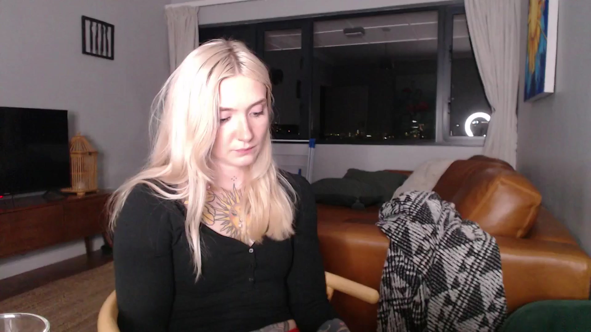 Gallery image thumbnail from Tattoo_bbgirl's myfreecams stream on, 11/12/2024, 19:34 image 13 of 20