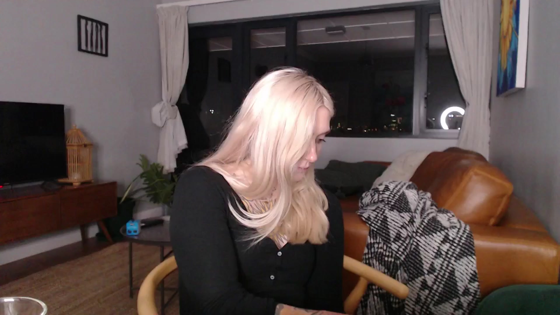 Gallery image thumbnail from Tattoo_bbgirl's myfreecams stream on, 11/12/2024, 19:34 image 4 of 20