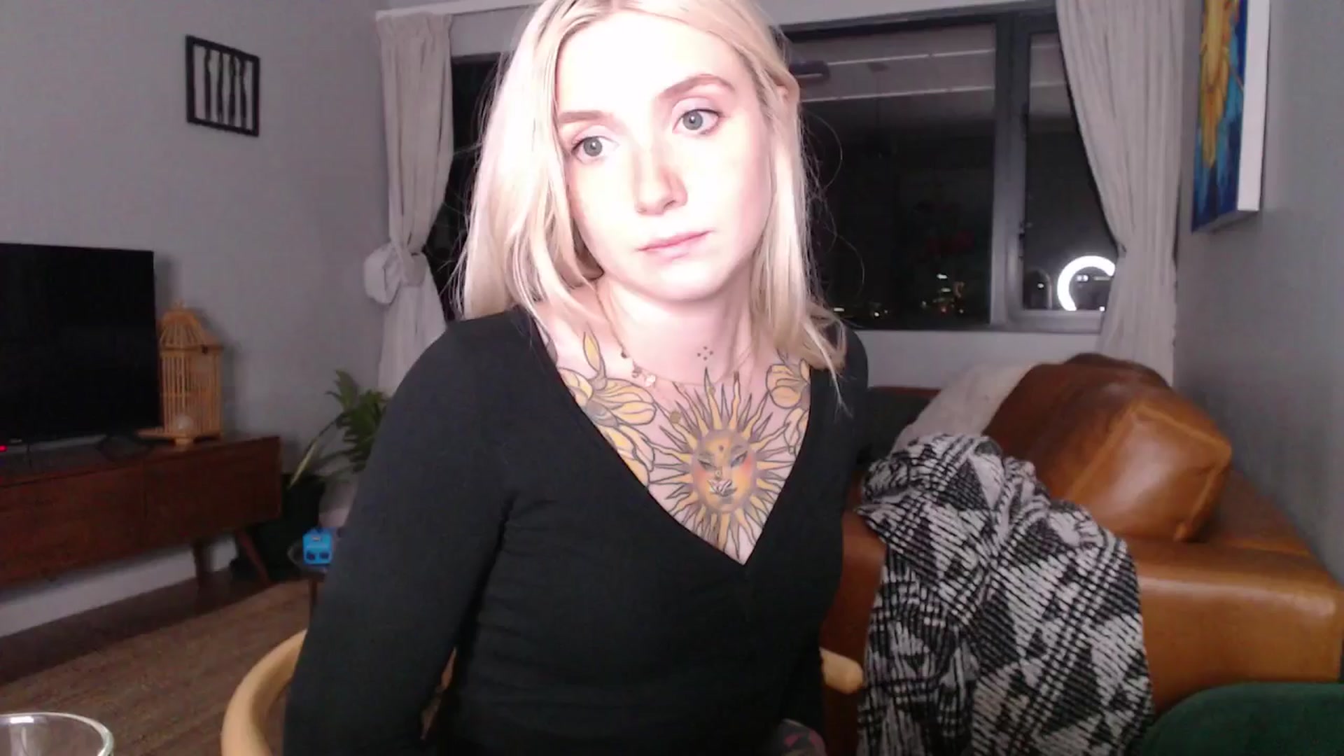 Gallery image thumbnail from Tattoo_bbgirl's myfreecams stream on, 11/12/2024, 19:34 image 16 of 20
