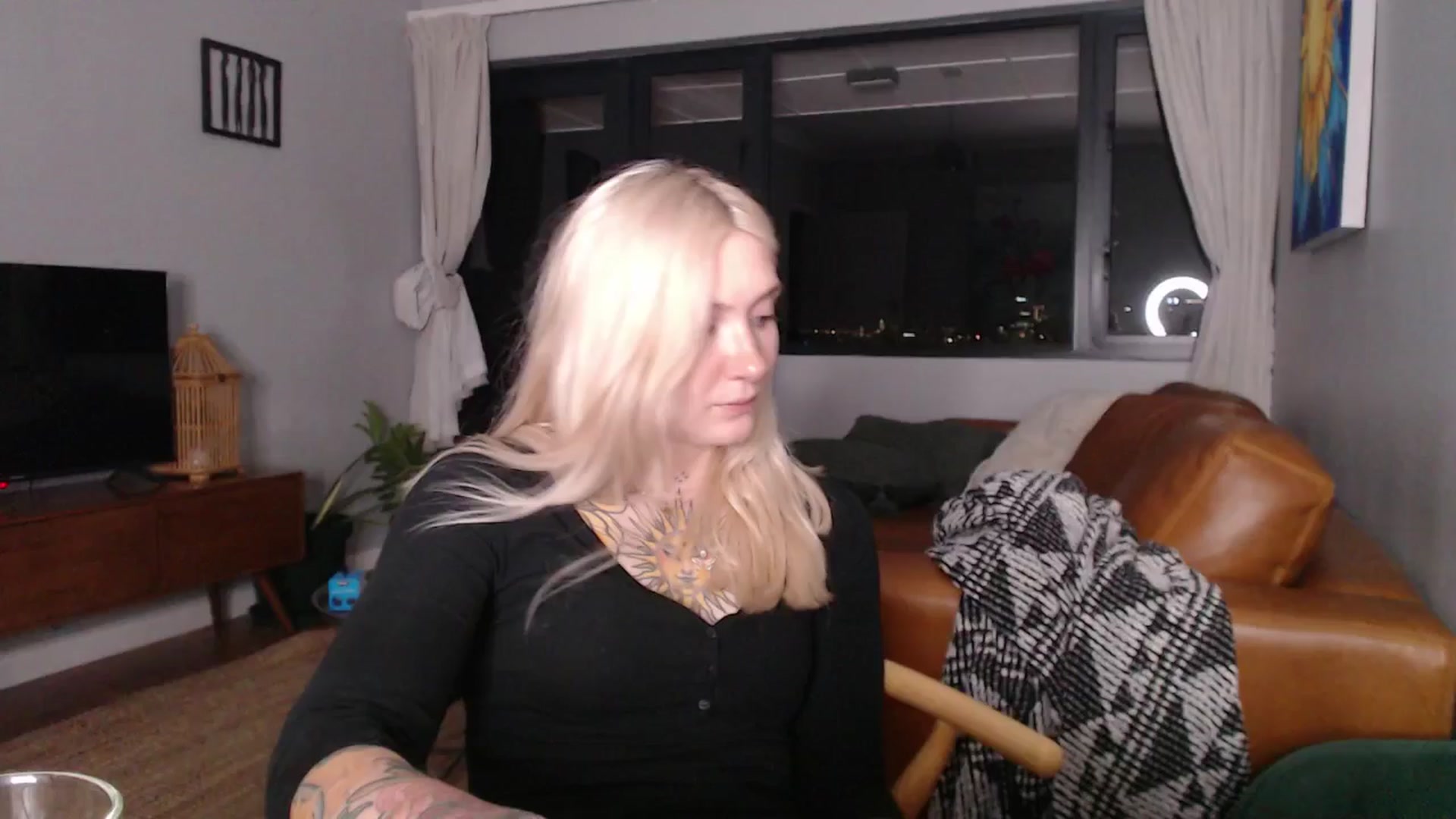 Gallery image thumbnail from Tattoo_bbgirl's myfreecams stream on, 11/12/2024, 19:34 image 3 of 20