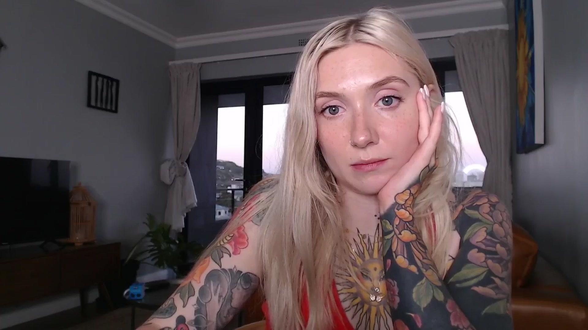 Gallery image thumbnail from Tattoo_bbgirl's myfreecams stream on, 11/13/2024, 20:04 image 12 of 20