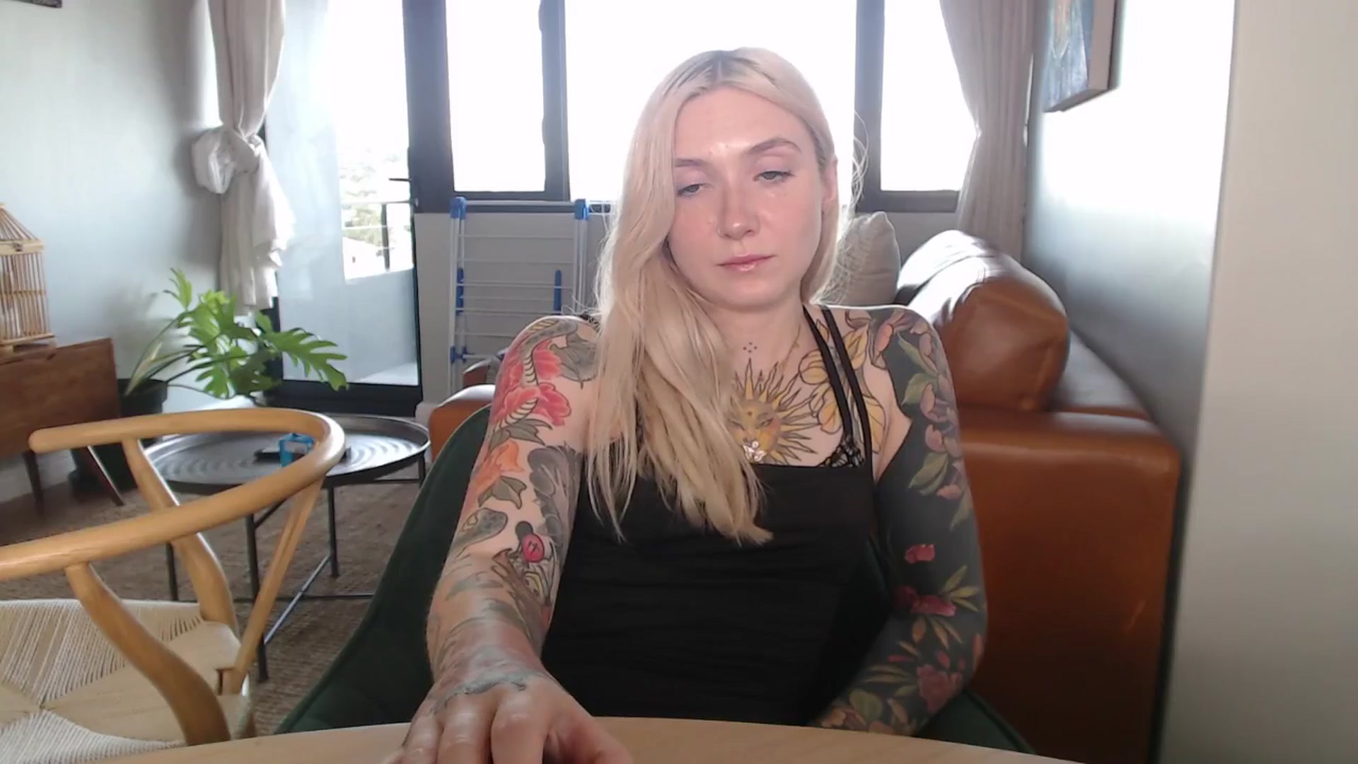 Gallery image thumbnail from Tattoo_bbgirl's myfreecams stream on, 11/14/2024, 17:15 image 4 of 20