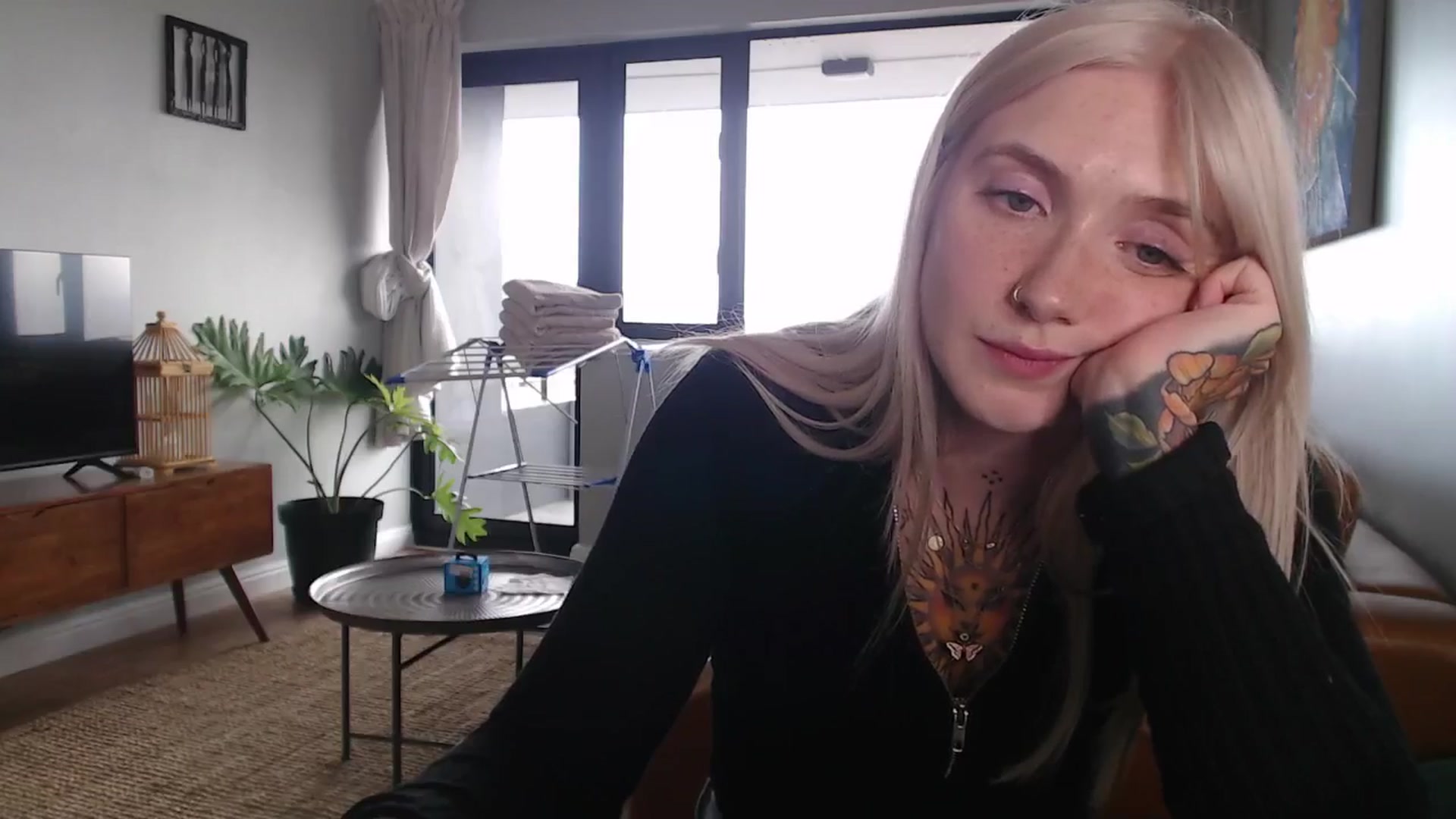 Gallery image thumbnail from Tattoo_bbgirl's myfreecams stream on, 11/26/2024, 16:38 image 12 of 20