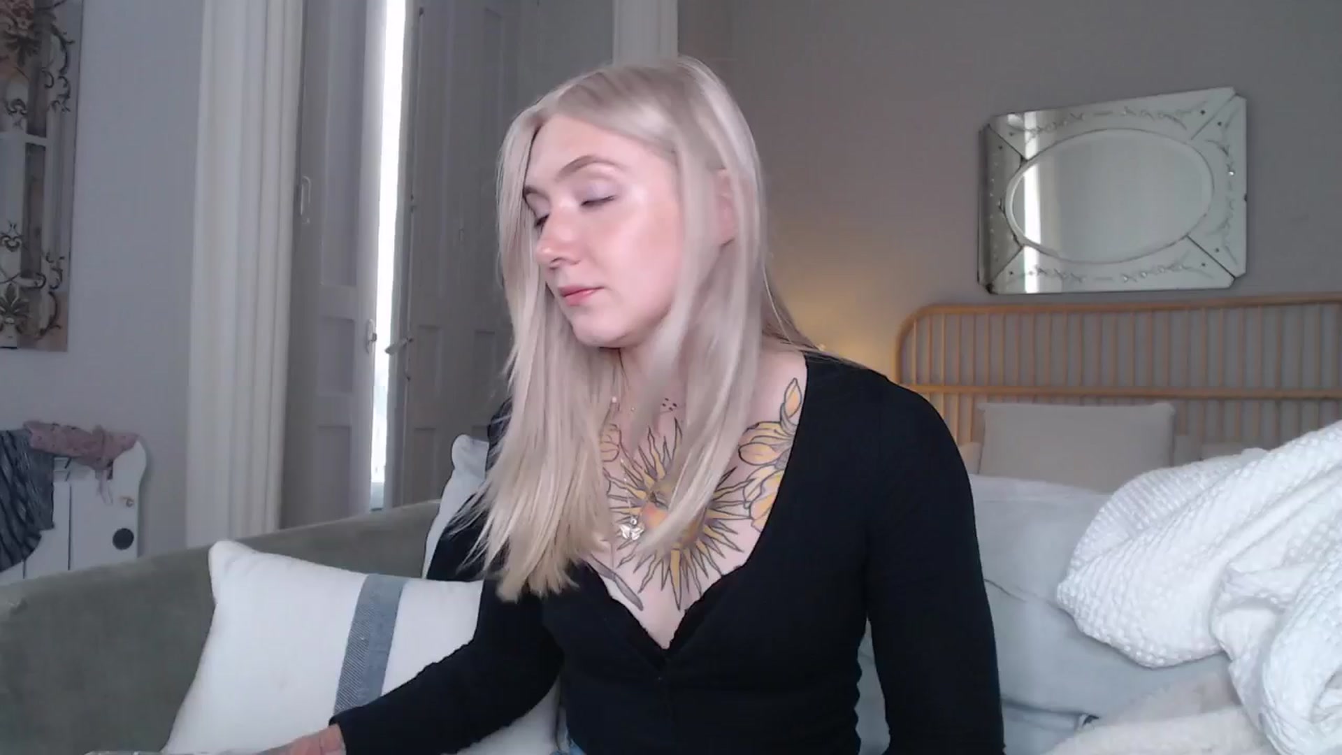 Gallery image thumbnail from Tattoo_bbgirl's myfreecams stream on, 11/29/2024, 19:23 image 1 of 20