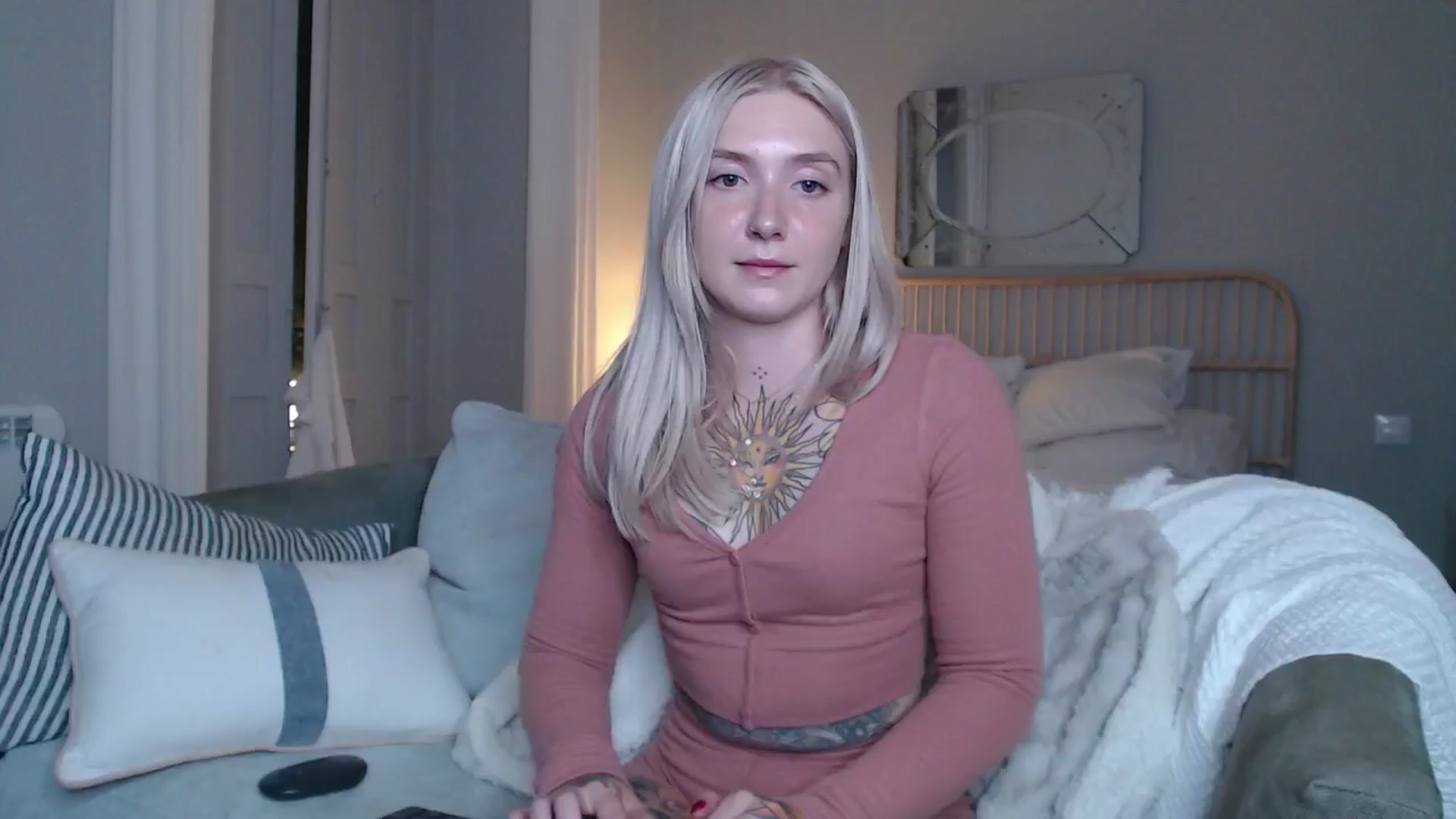 Gallery image thumbnail from Tattoo_bbgirl's myfreecams stream on, 12/01/2024, 18:42 image 20 of 20
