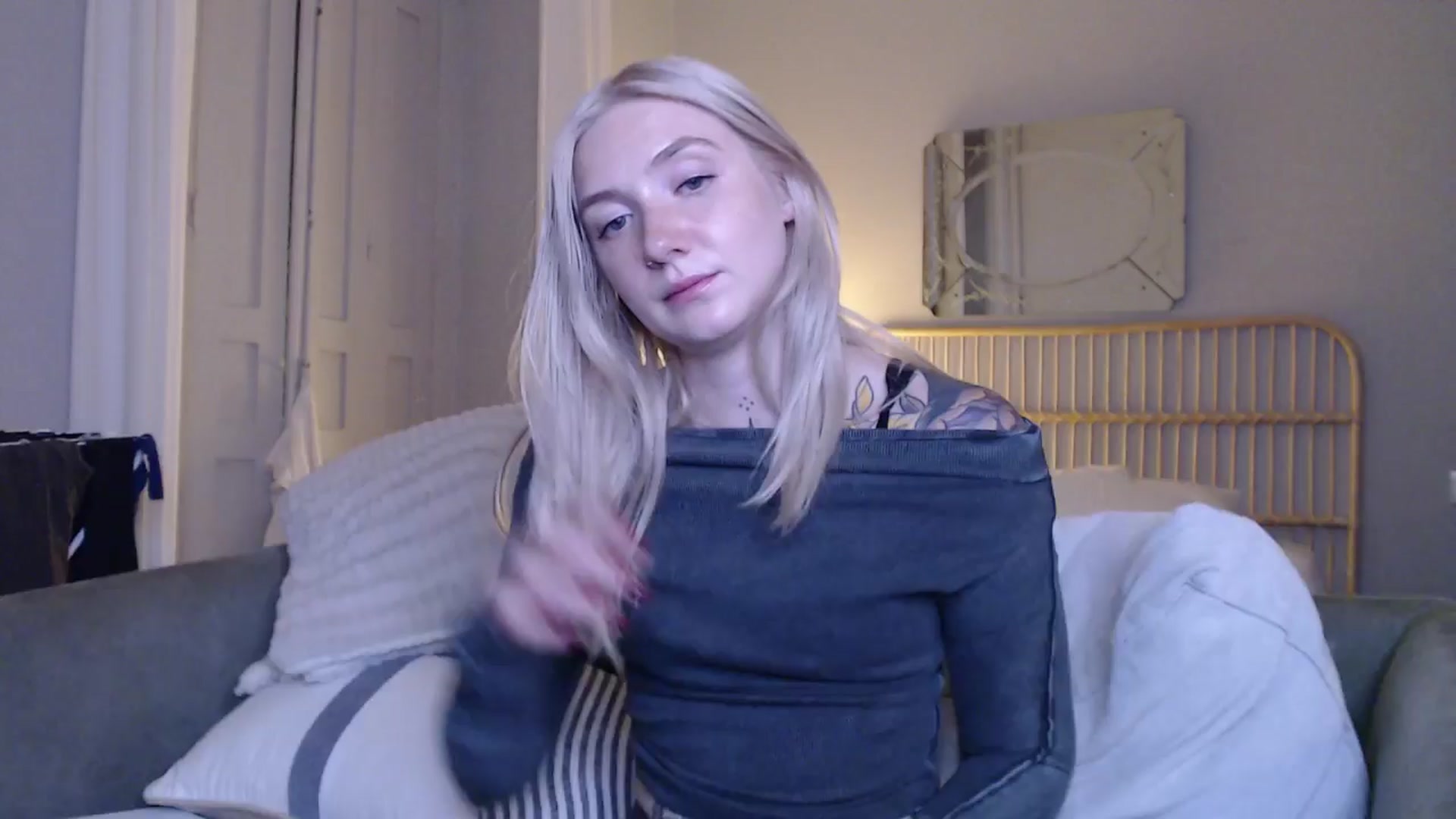 Gallery image thumbnail from Tattoo_bbgirl's myfreecams stream on, 12/02/2024, 20:28 image 14 of 20