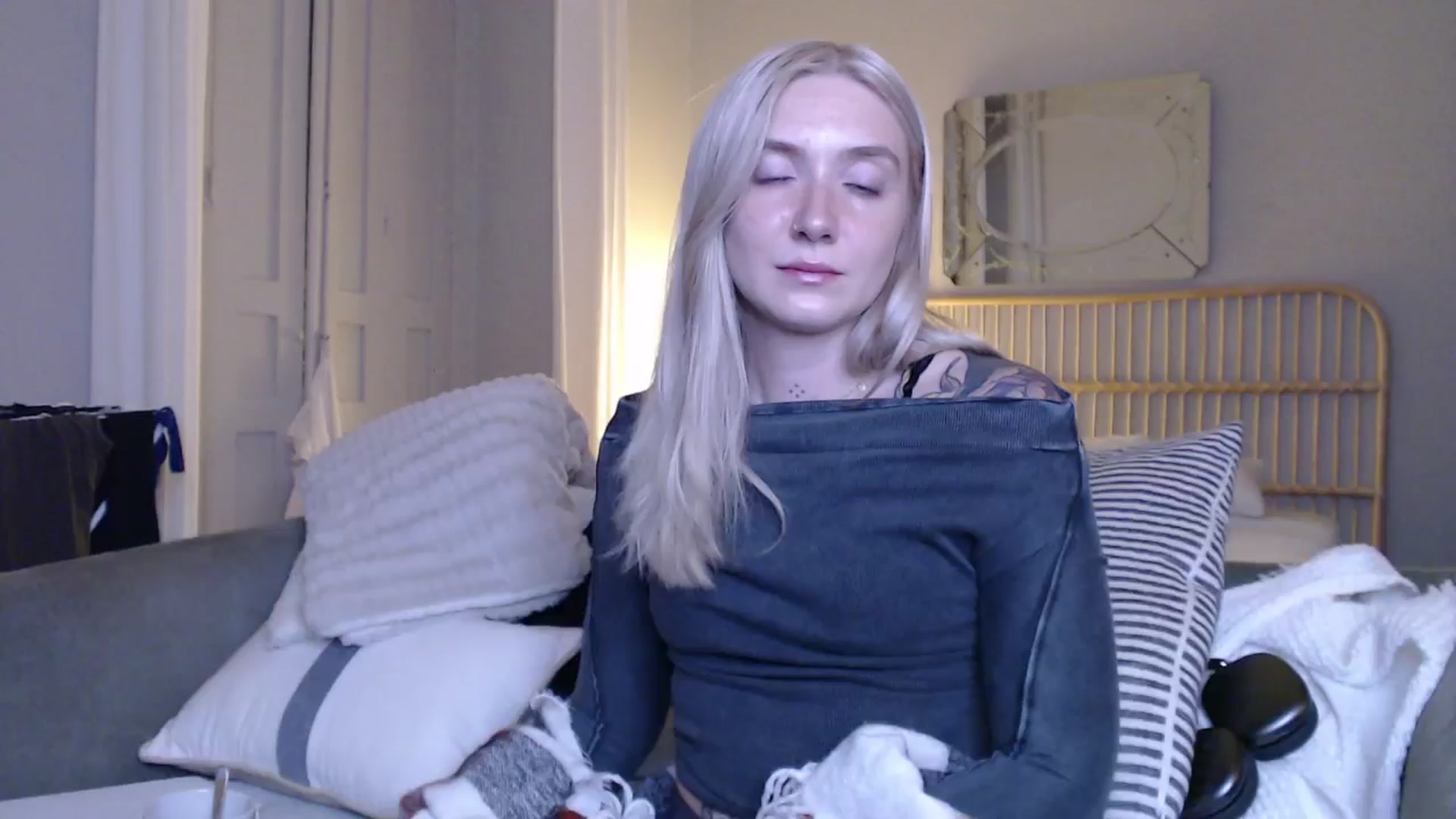 Gallery image thumbnail from Tattoo_bbgirl's myfreecams stream on, 12/02/2024, 20:28 image 2 of 20