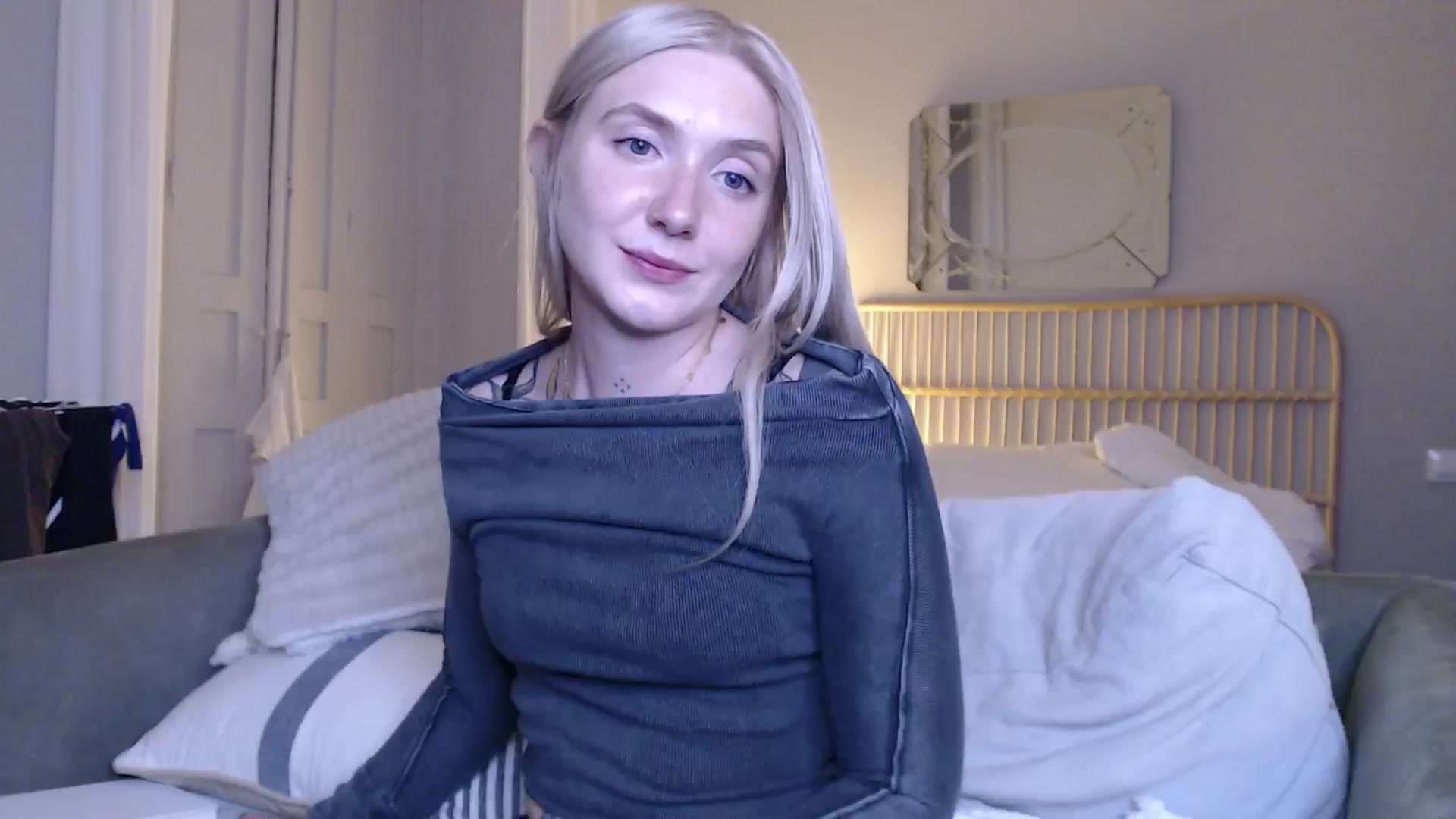 Gallery image thumbnail from Tattoo_bbgirl's myfreecams stream on, 12/02/2024, 20:28 image 18 of 20