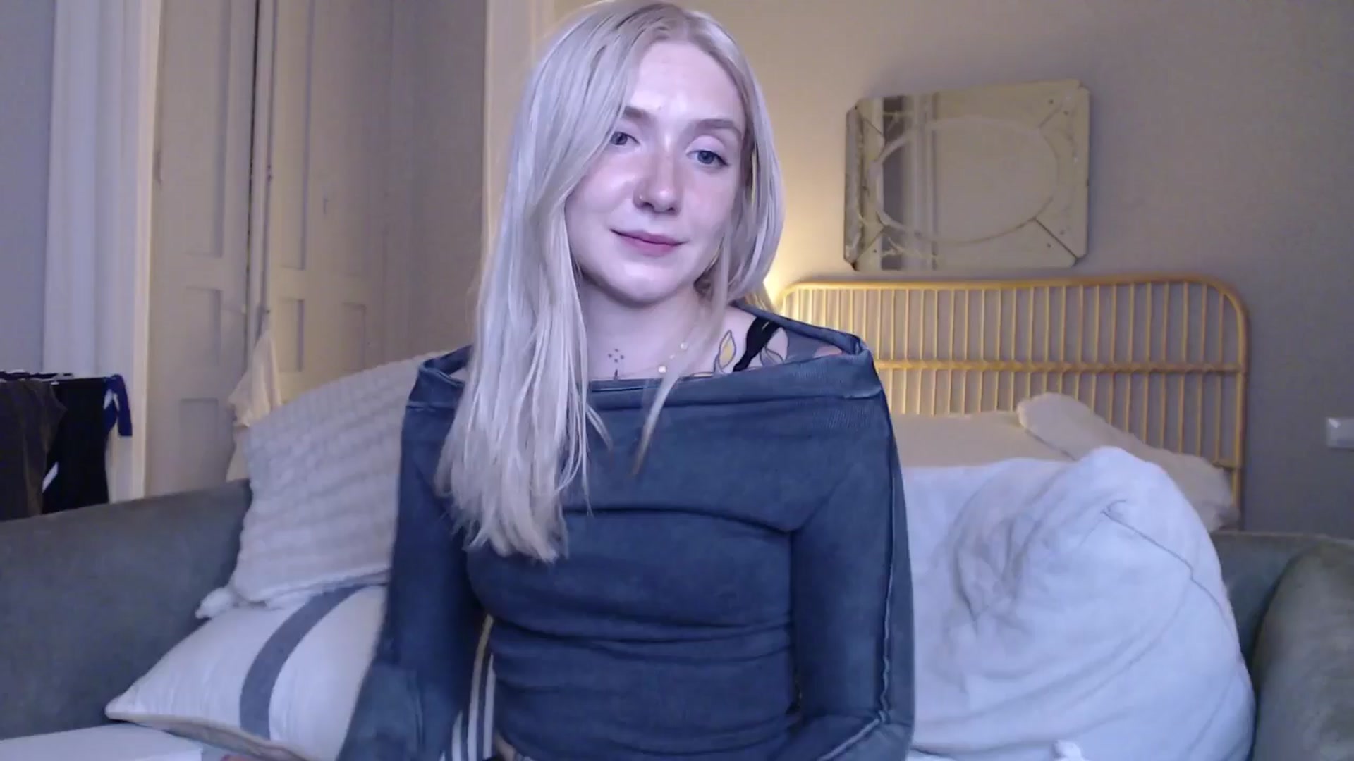 Gallery image thumbnail from Tattoo_bbgirl's myfreecams stream on, 12/02/2024, 20:28 image 19 of 20