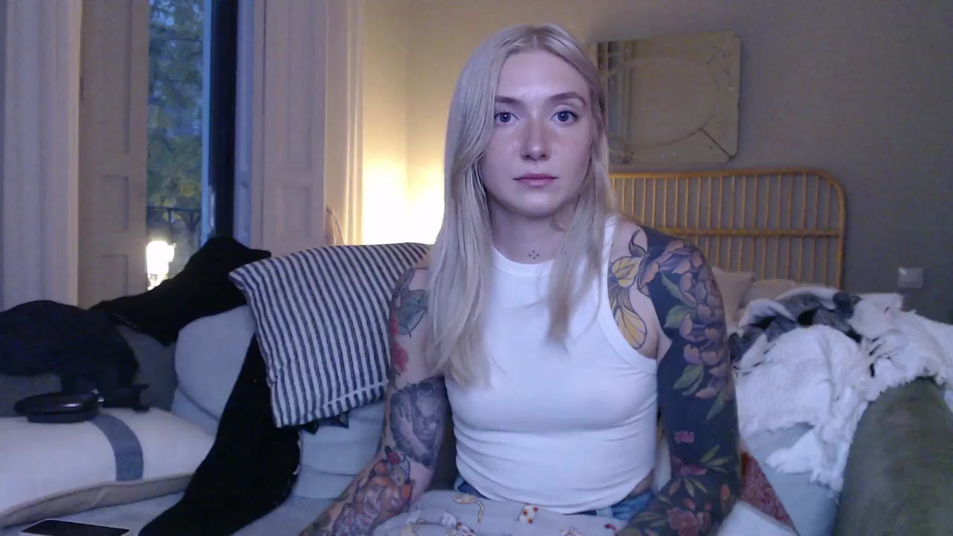 Gallery image thumbnail from Tattoo_bbgirl's myfreecams stream on, 12/03/2024, 17:17 image 10 of 20