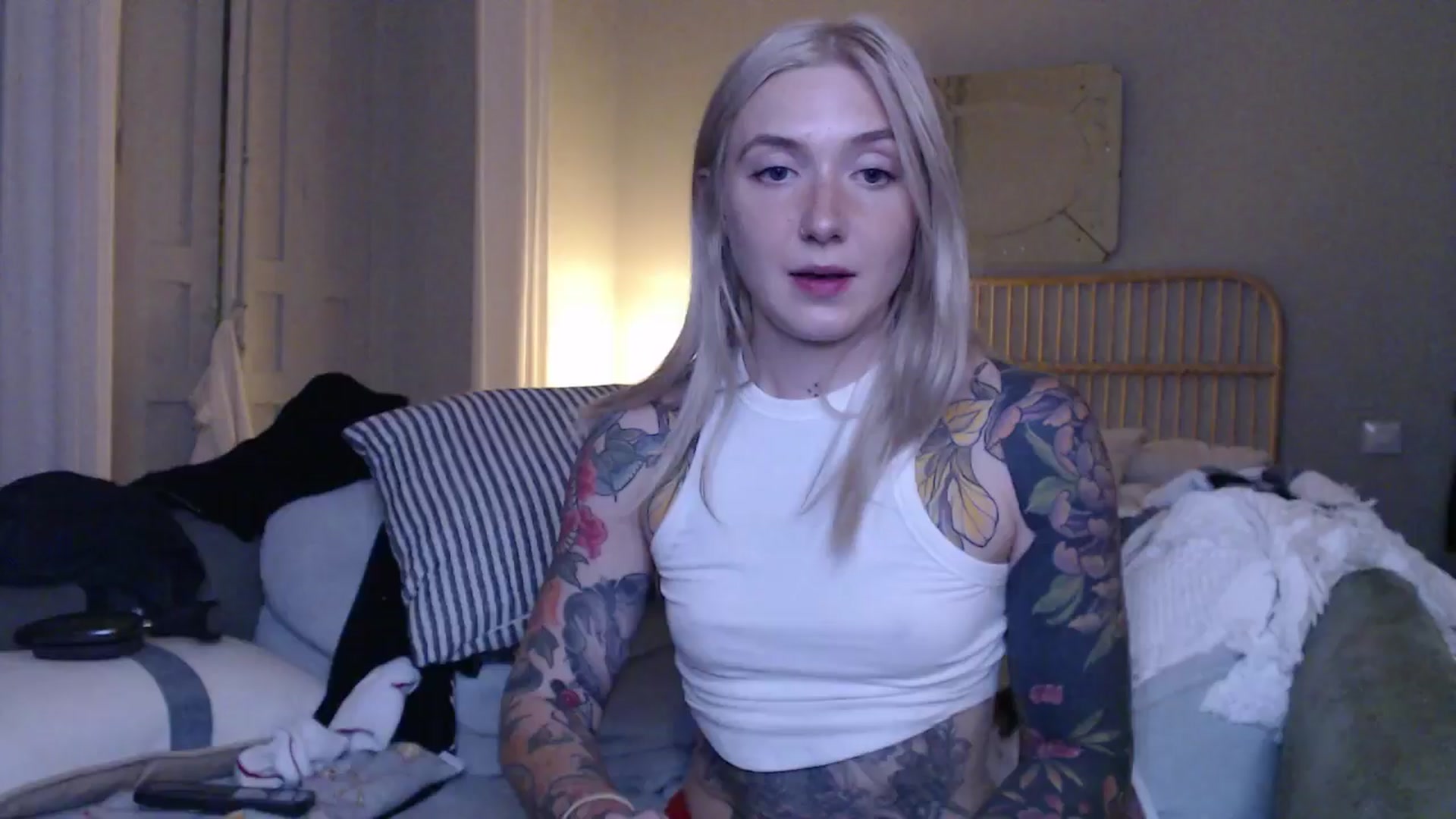 Gallery image thumbnail from Tattoo_bbgirl's myfreecams stream on, 12/03/2024, 17:17 image 19 of 20