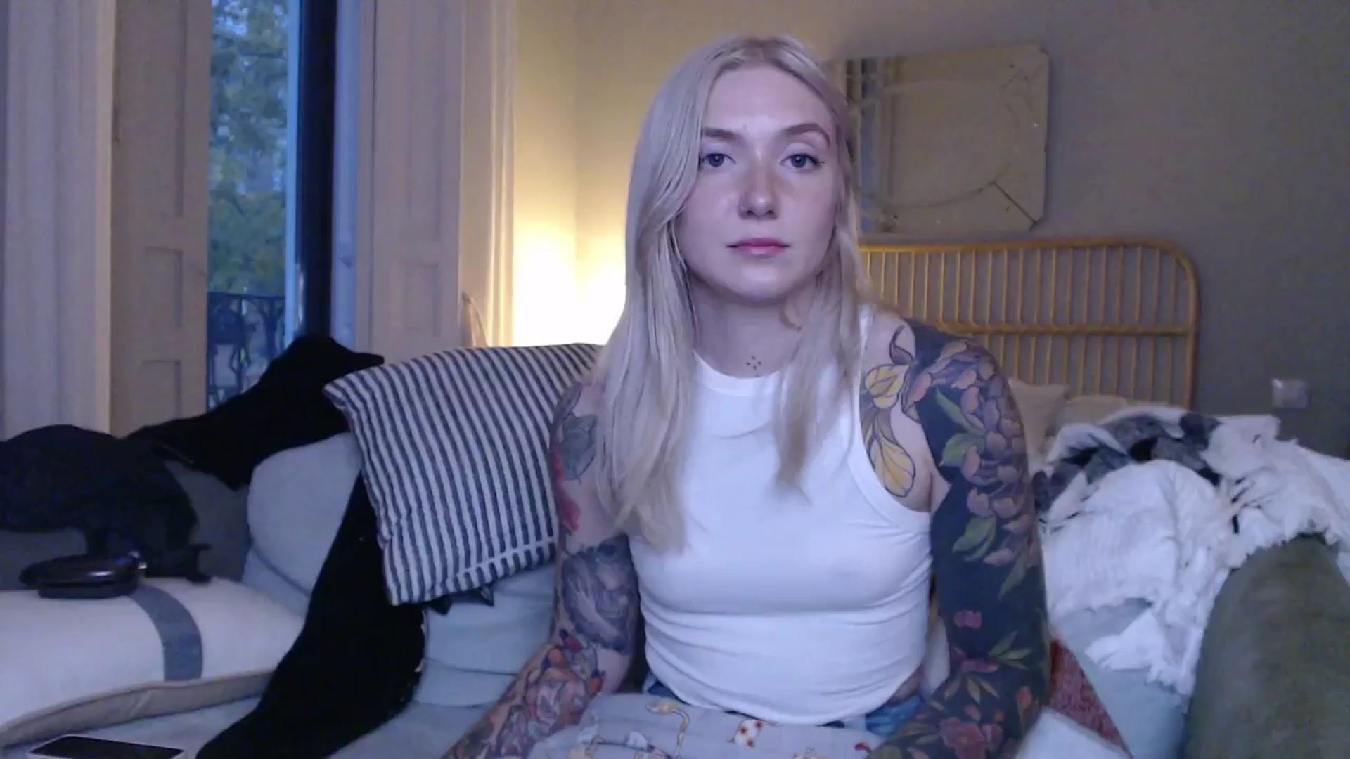 Gallery image thumbnail from Tattoo_bbgirl's myfreecams stream on, 12/03/2024, 17:17 image 8 of 20