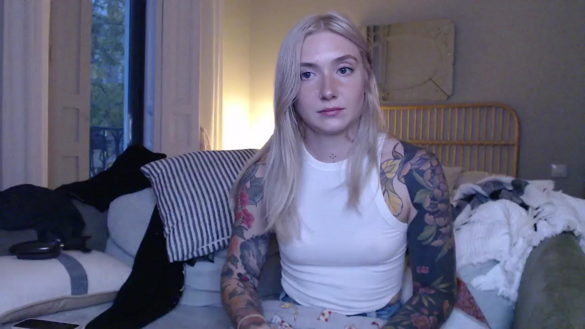 Gallery image thumbnail from Tattoo_bbgirl's myfreecams stream on, 12/03/2024, 17:17 image 9 of 20
