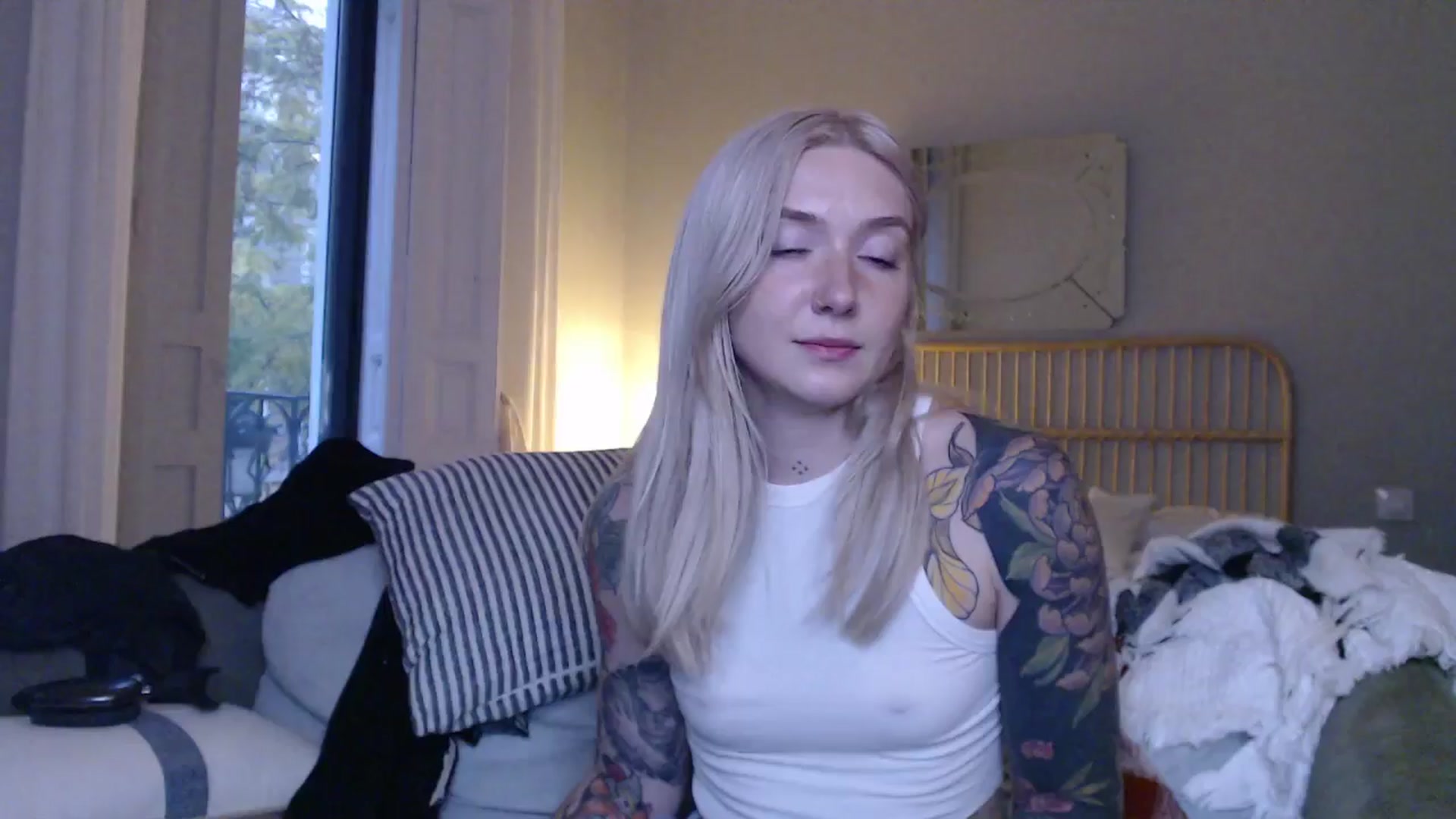 Gallery image thumbnail from Tattoo_bbgirl's myfreecams stream on, 12/03/2024, 17:17 image 2 of 20