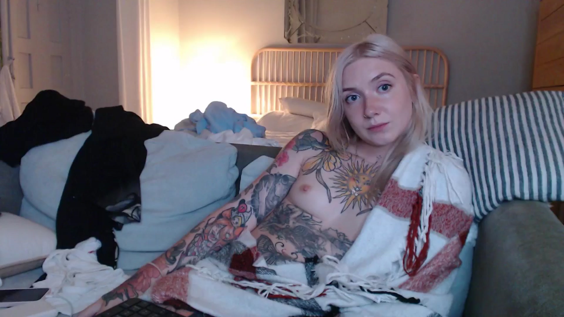 Gallery image thumbnail from Tattoo_bbgirl's myfreecams stream on, 12/03/2024, 20:32 image 11 of 20