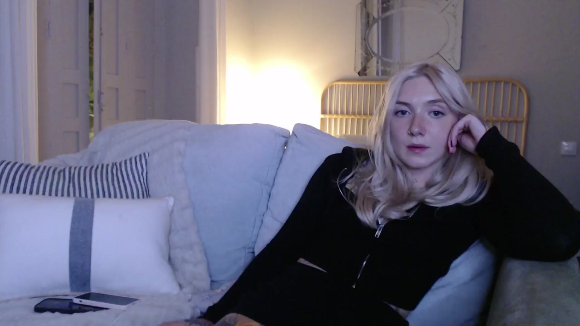 Gallery image thumbnail from Tattoo_bbgirl's myfreecams stream on, 12/04/2024, 20:25 image 15 of 20