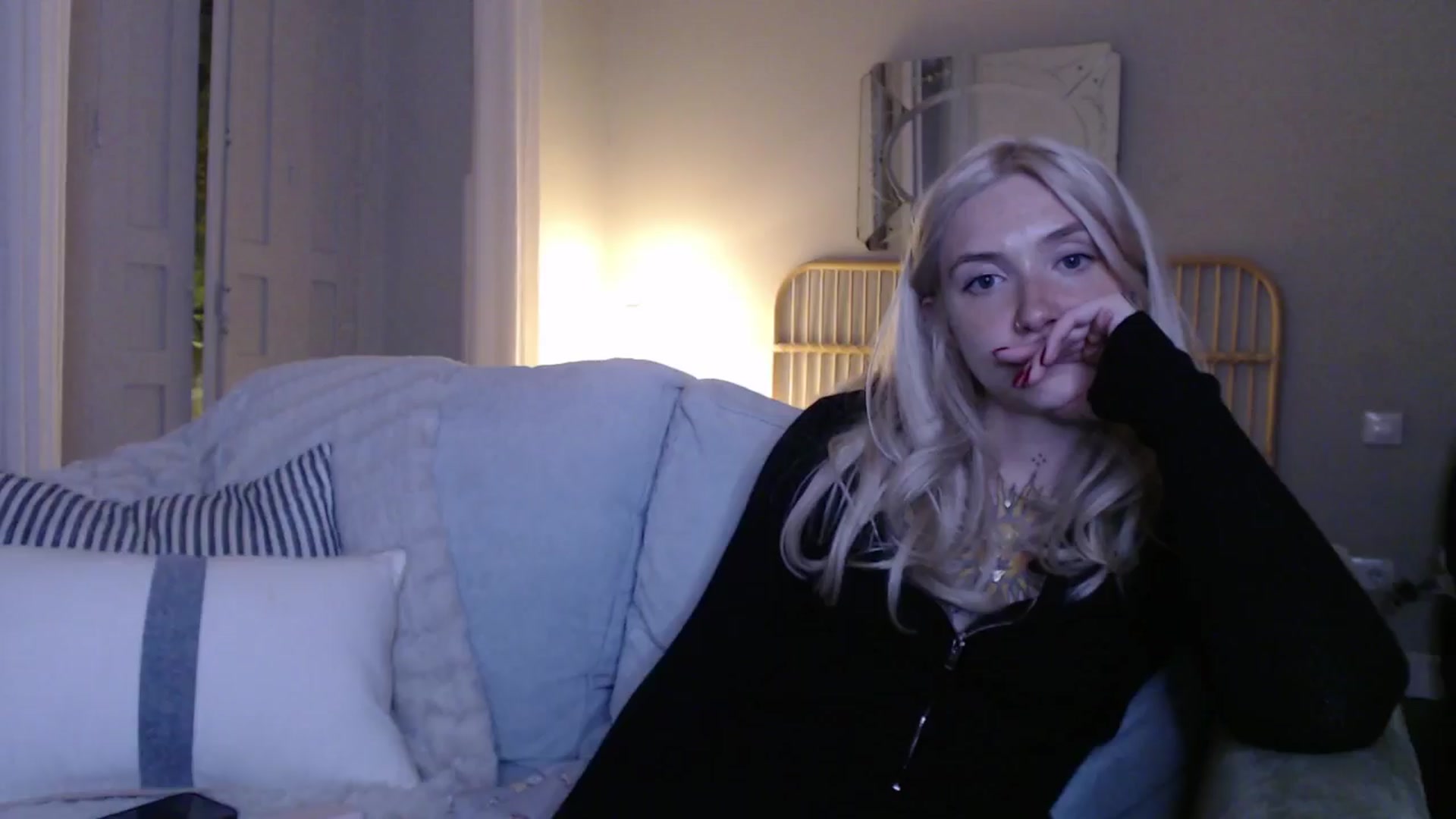 Gallery image thumbnail from Tattoo_bbgirl's myfreecams stream on, 12/04/2024, 20:25 image 18 of 20