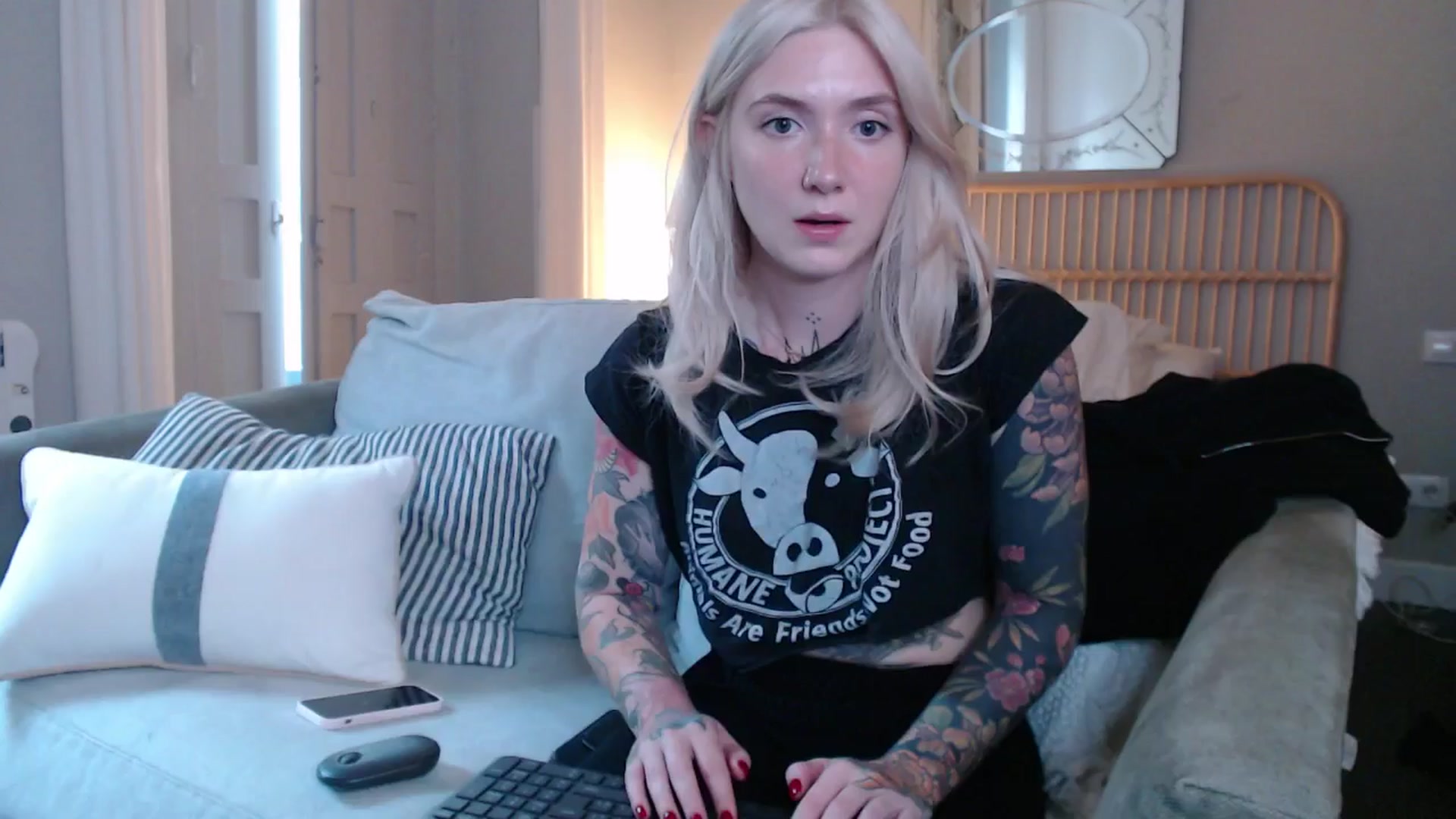 Gallery image thumbnail from Tattoo_bbgirl's myfreecams stream on, 12/05/2024, 19:55 image 4 of 20