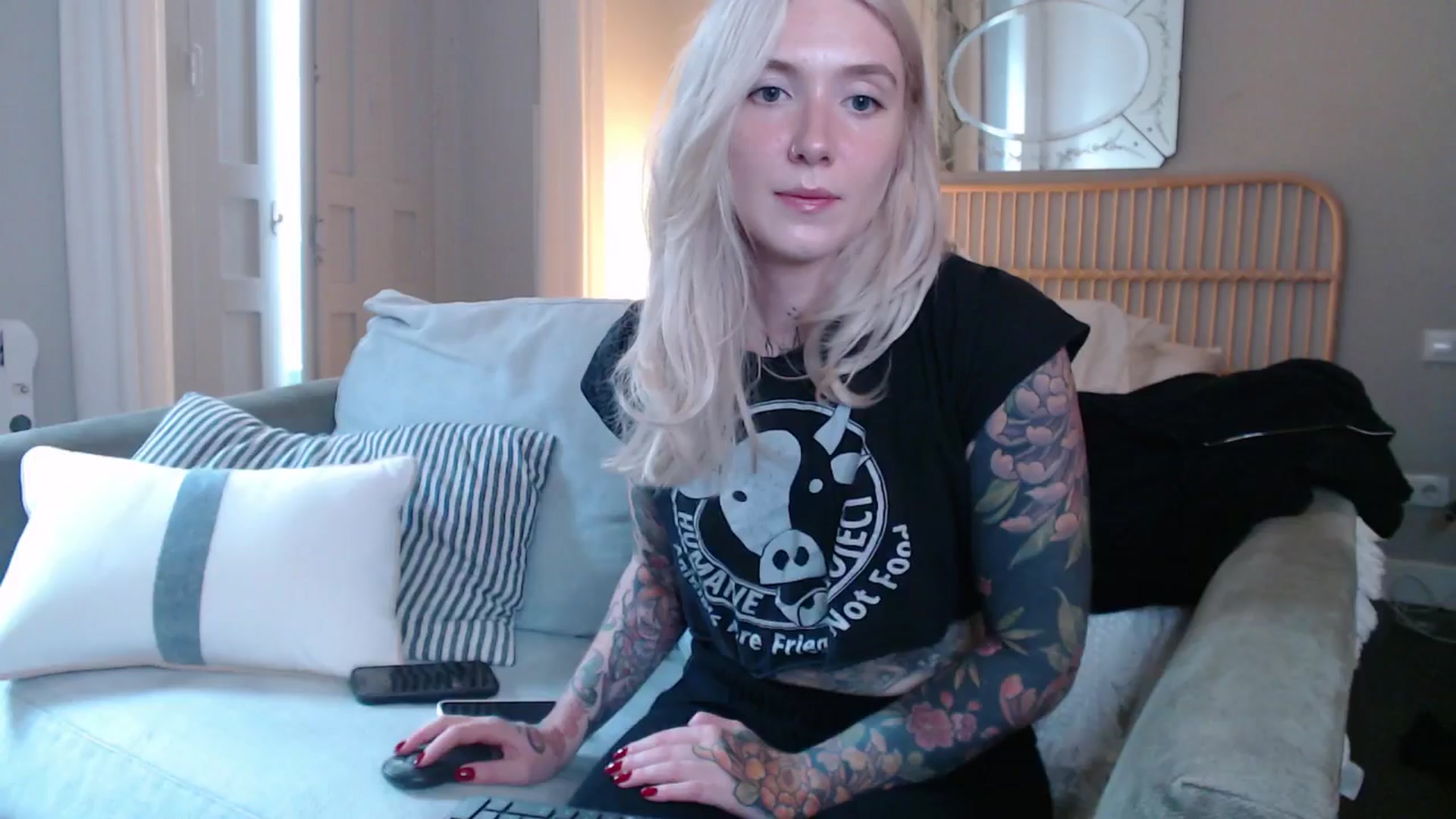 Gallery image thumbnail from Tattoo_bbgirl's myfreecams stream on, 12/05/2024, 19:55 image 2 of 20