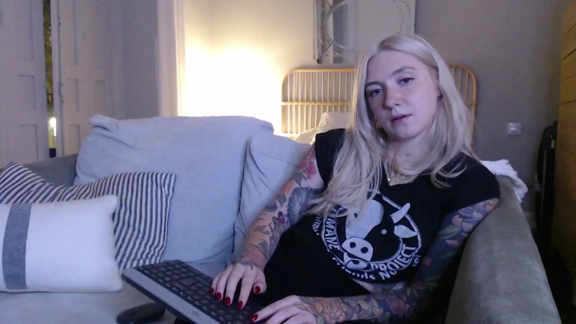 Gallery image thumbnail from Tattoo_bbgirl's myfreecams stream on, 12/05/2024, 20:56 image 15 of 20
