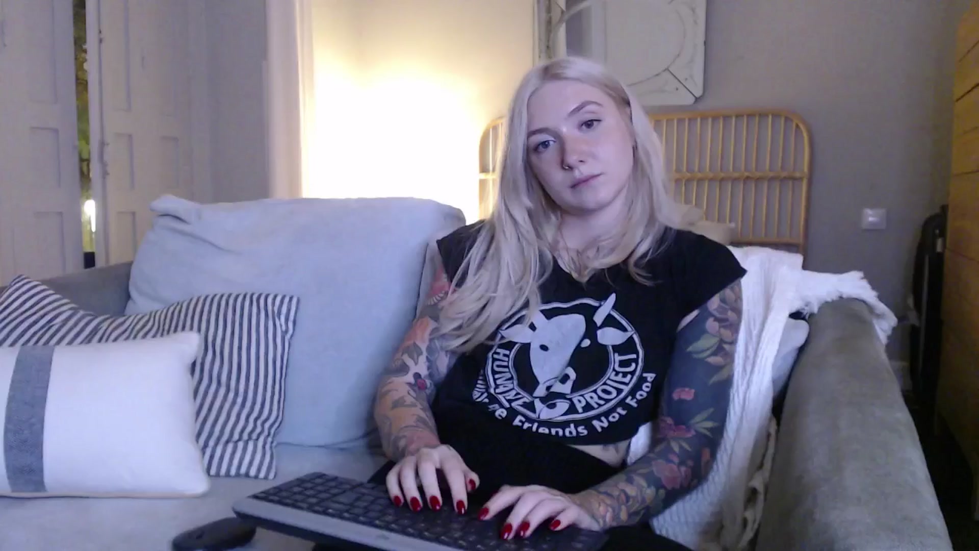Gallery image thumbnail from Tattoo_bbgirl's myfreecams stream on, 12/05/2024, 20:56 image 1 of 20