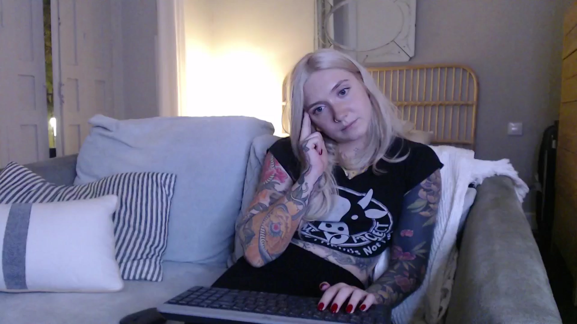 Gallery image thumbnail from Tattoo_bbgirl's myfreecams stream on, 12/05/2024, 20:56 image 17 of 20
