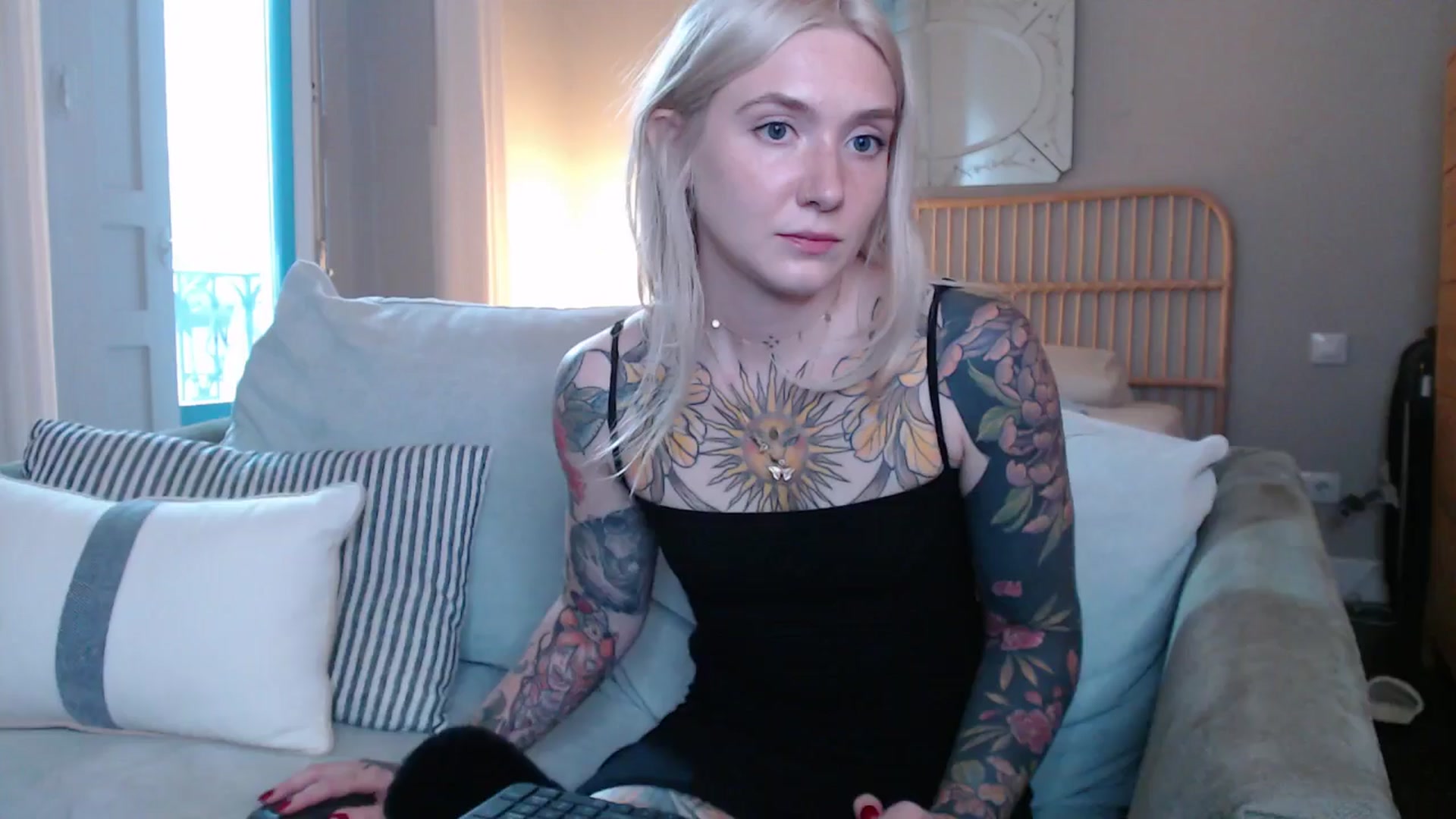 Gallery image thumbnail from Tattoo_bbgirl's myfreecams stream on, 12/06/2024, 16:17 image 19 of 20