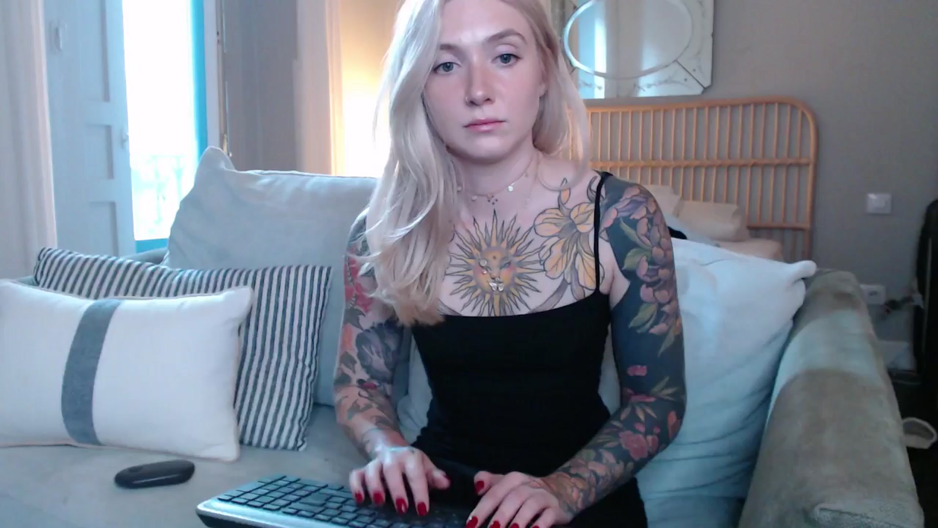 Gallery image thumbnail from Tattoo_bbgirl's myfreecams stream on, 12/06/2024, 16:17 image 4 of 20