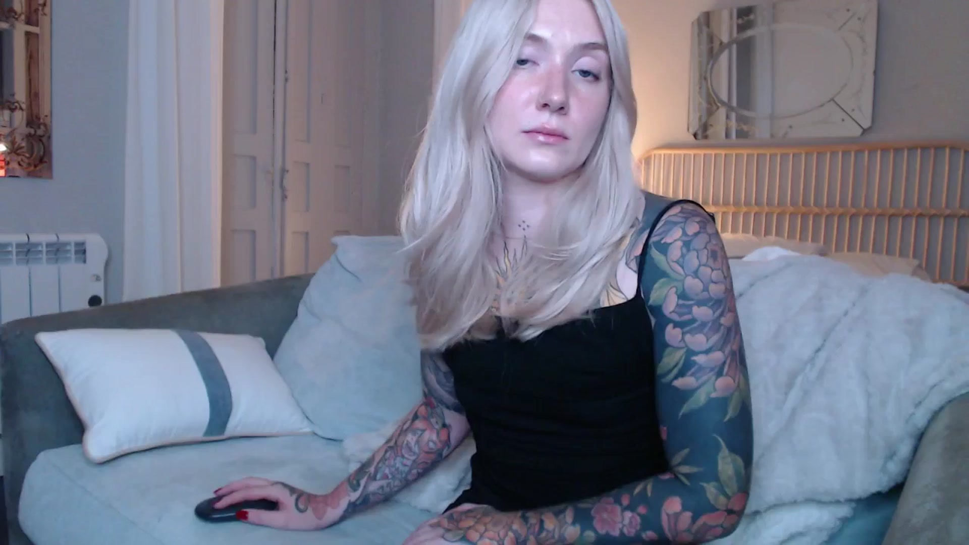 Gallery image thumbnail from Tattoo_bbgirl's myfreecams stream on, 12/07/2024, 17:34 image 8 of 20