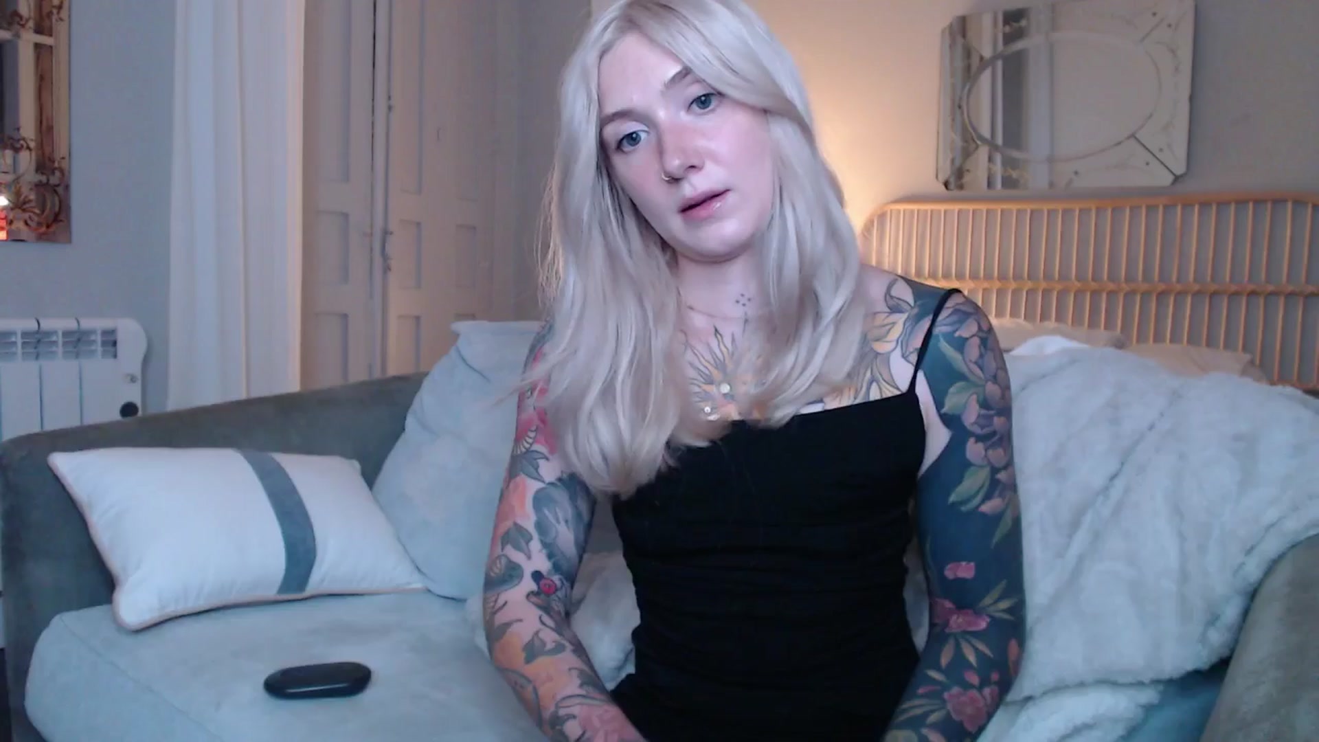 Gallery image thumbnail from Tattoo_bbgirl's myfreecams stream on, 12/07/2024, 17:34 image 12 of 20