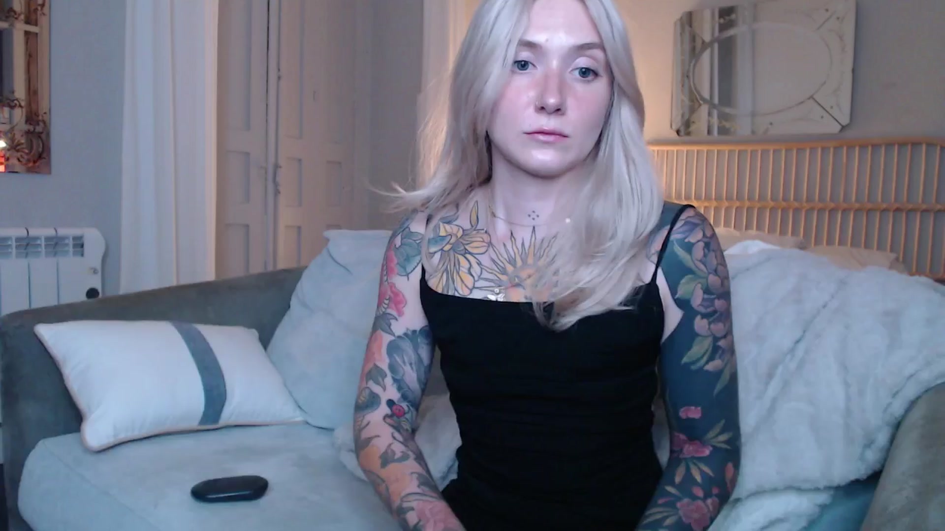 Gallery image thumbnail from Tattoo_bbgirl's myfreecams stream on, 12/07/2024, 17:34 image 16 of 20
