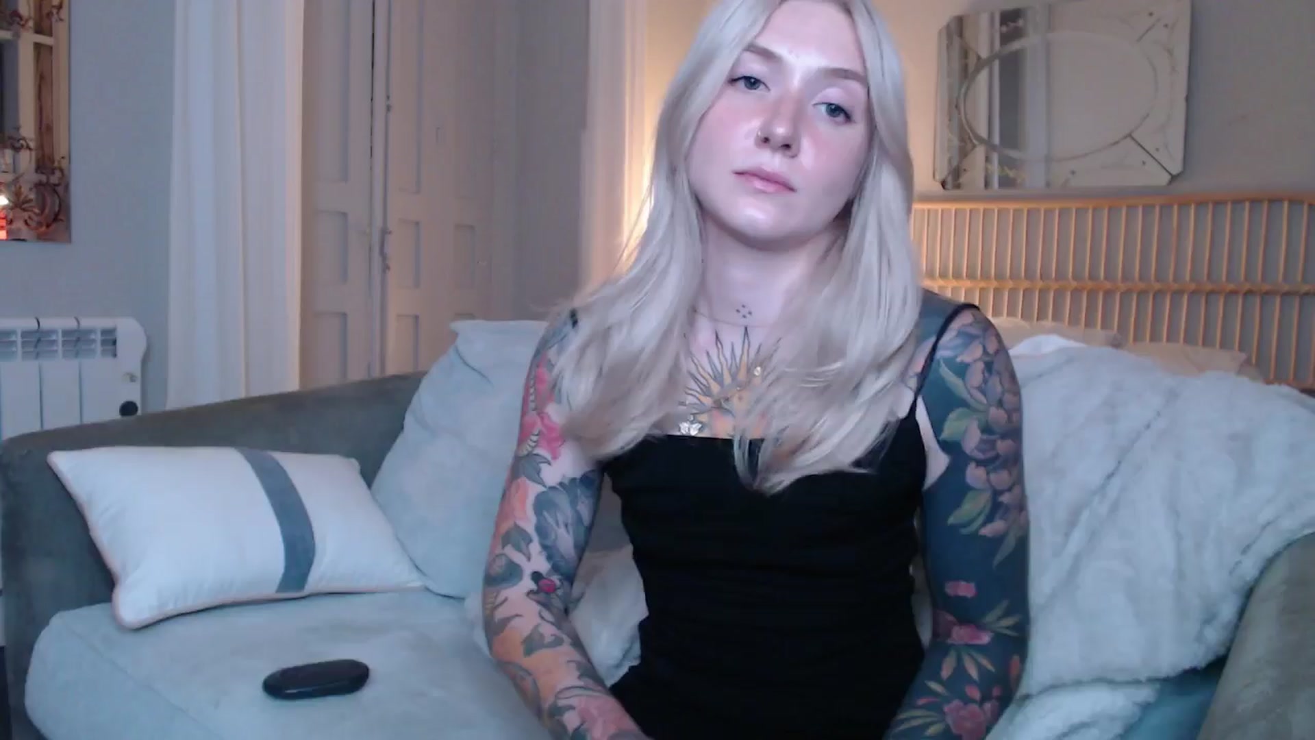 Gallery image thumbnail from Tattoo_bbgirl's myfreecams stream on, 12/07/2024, 17:34 image 14 of 20