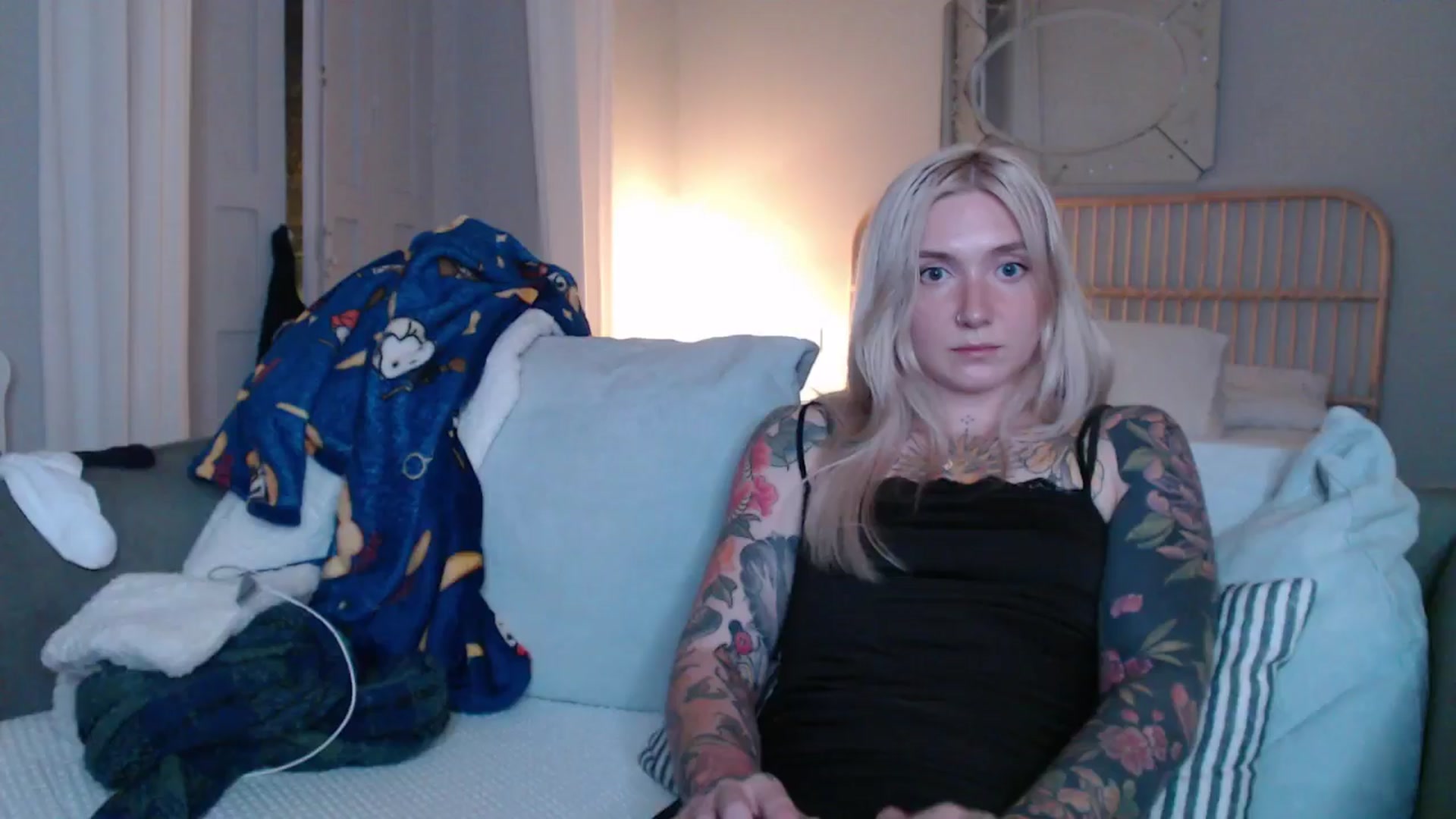 Gallery image thumbnail from Tattoo_bbgirl's myfreecams stream on, 12/15/2024, 19:39 image 19 of 20