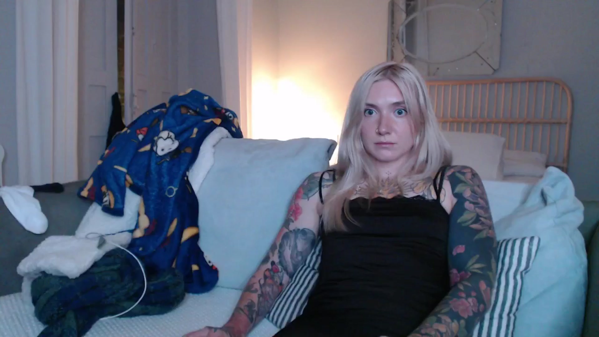 Gallery image thumbnail from Tattoo_bbgirl's myfreecams stream on, 12/15/2024, 19:39 image 20 of 20