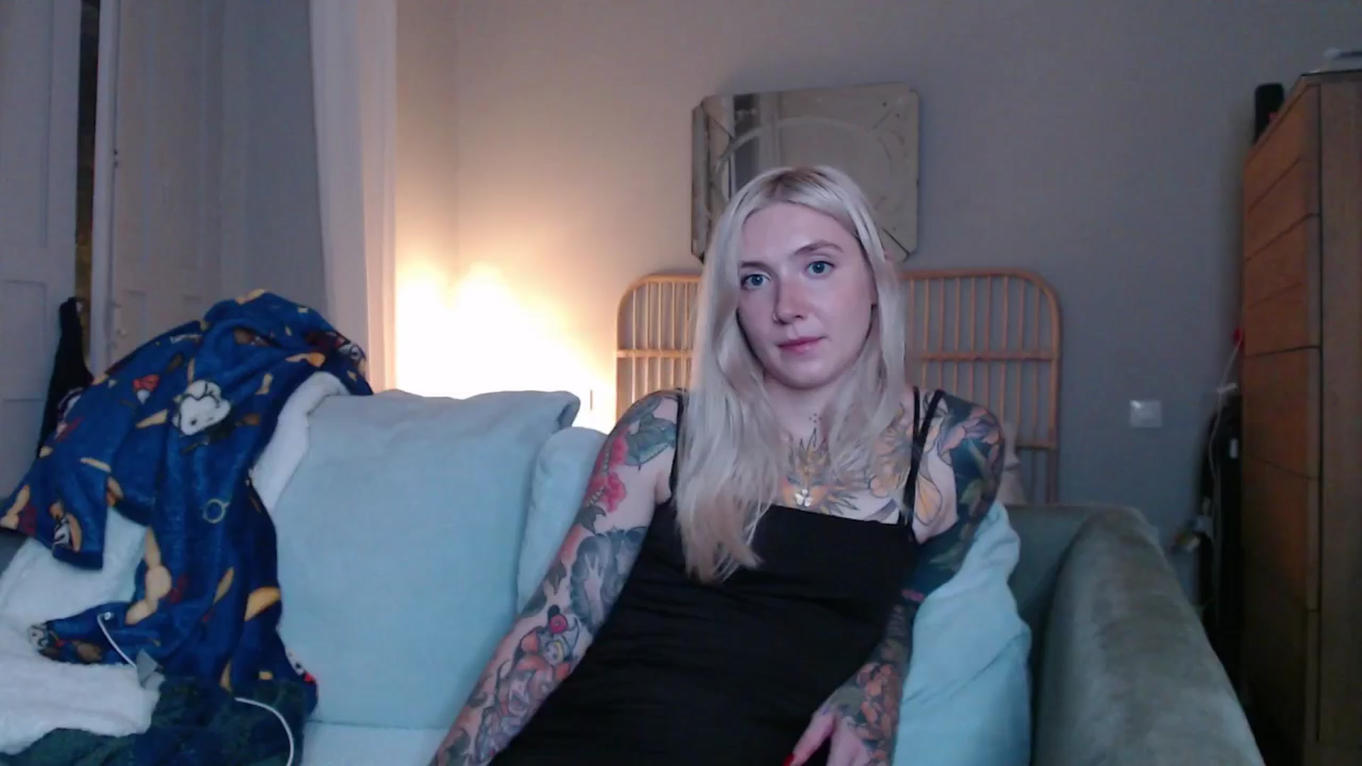 Gallery image thumbnail from Tattoo_bbgirl's myfreecams stream on, 12/15/2024, 19:39 image 3 of 20