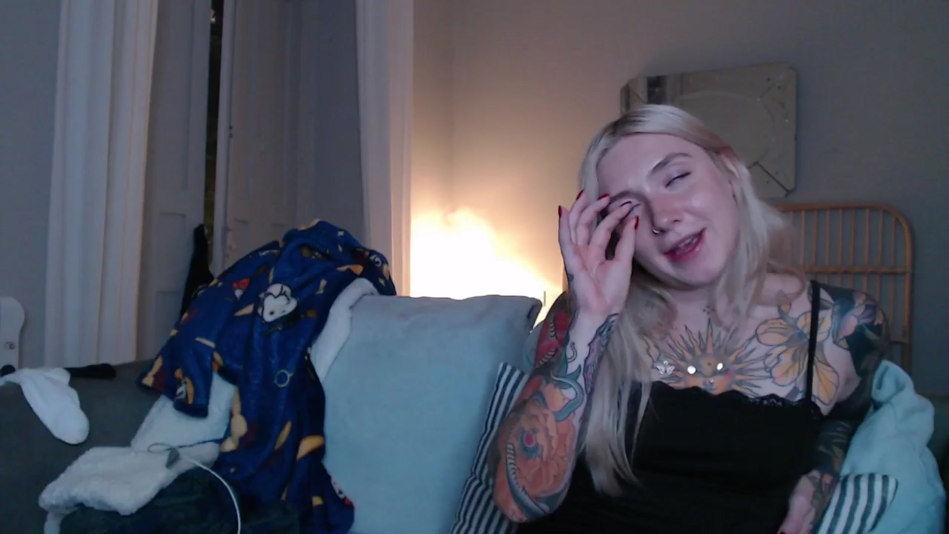 Gallery image thumbnail from Tattoo_bbgirl's myfreecams stream on, 12/15/2024, 20:07 image 7 of 20